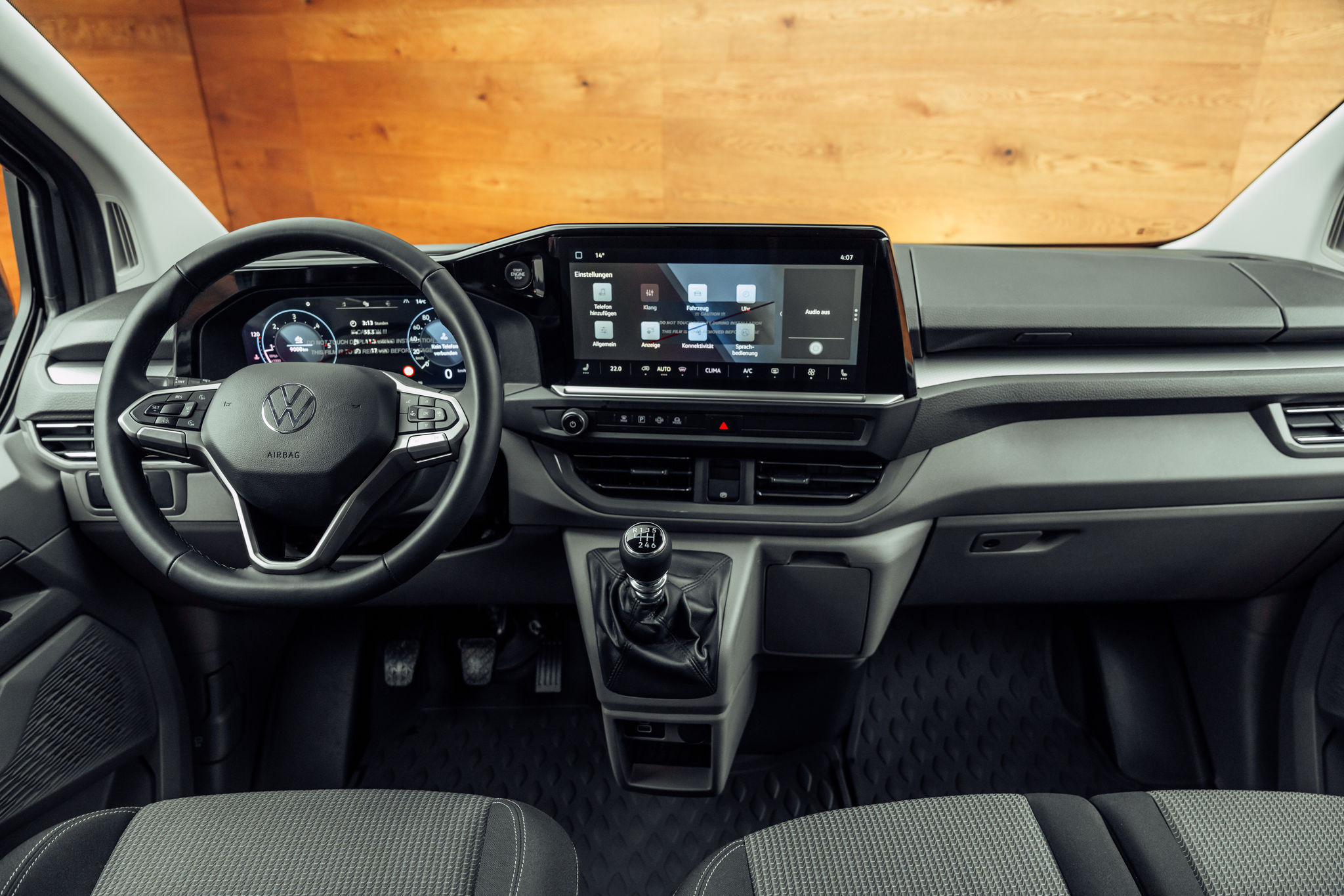 listing desktop thumbnail image 4