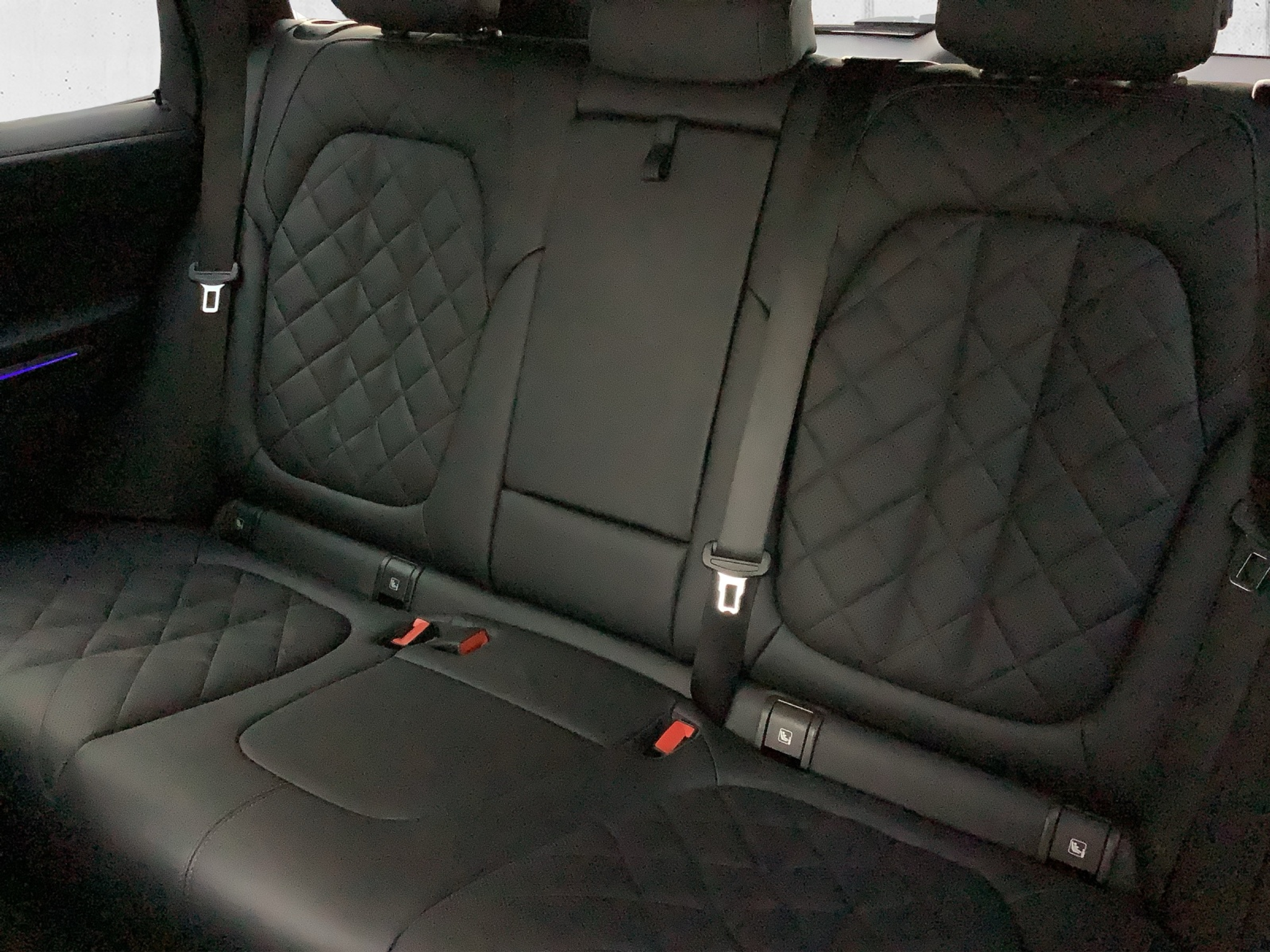 listing desktop thumbnail image 18