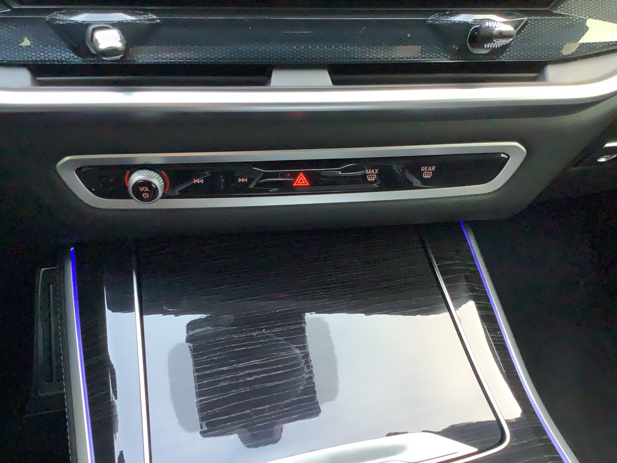 listing desktop thumbnail image 15