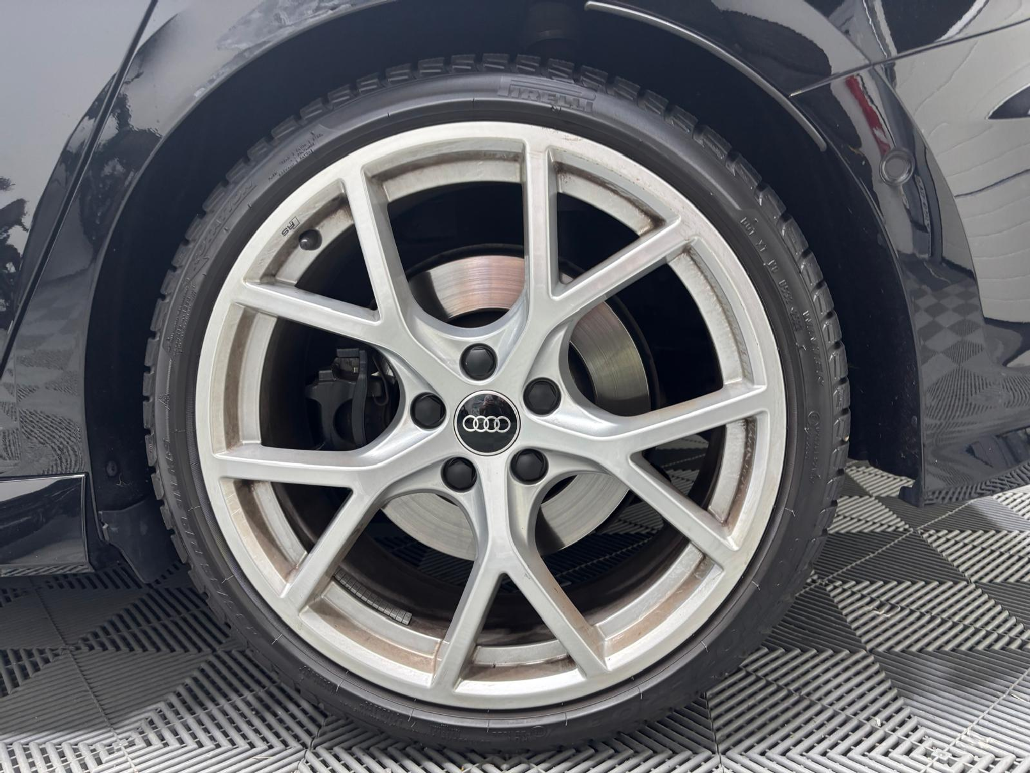 listing desktop thumbnail image 27