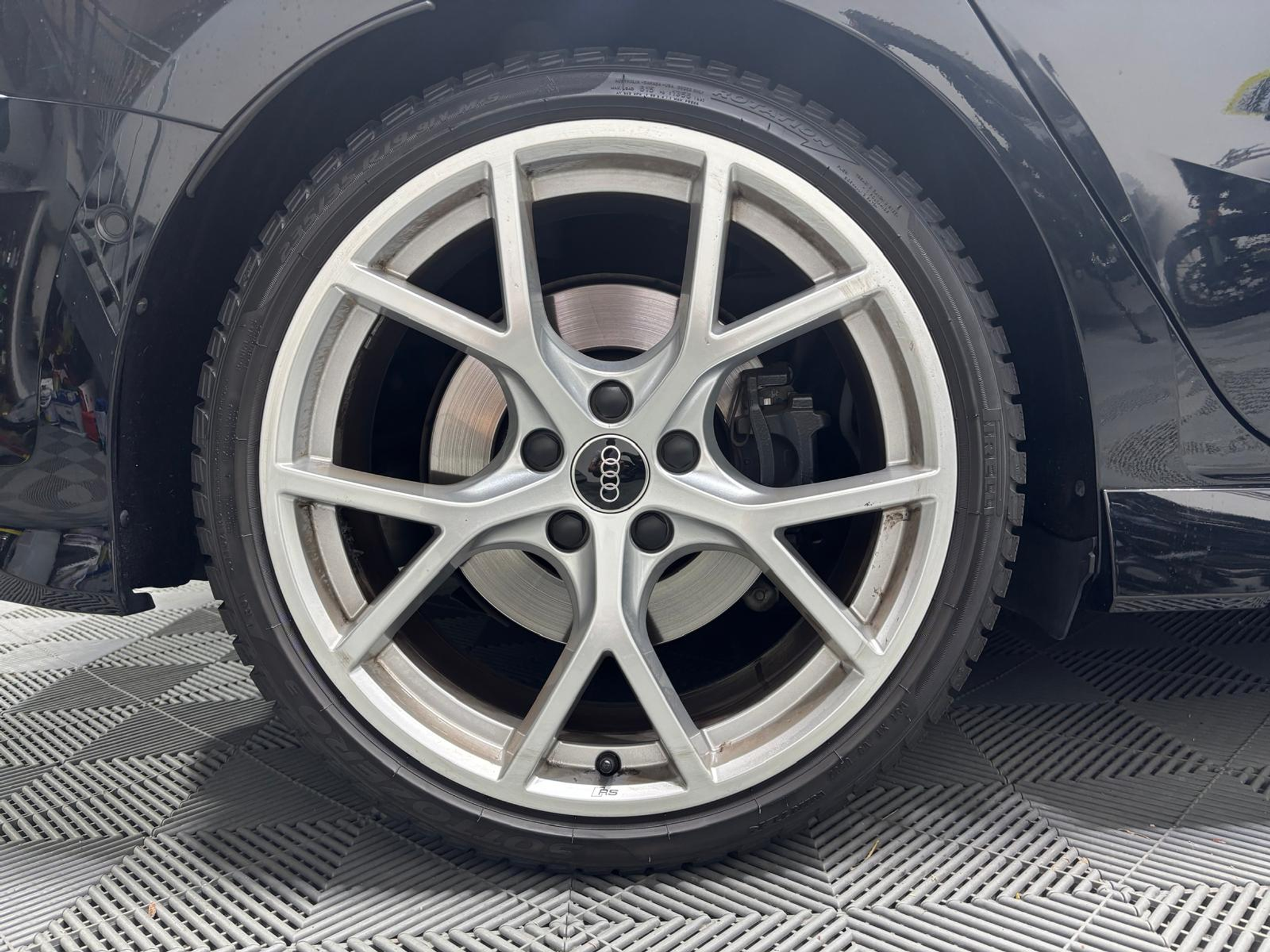 listing desktop thumbnail image 29