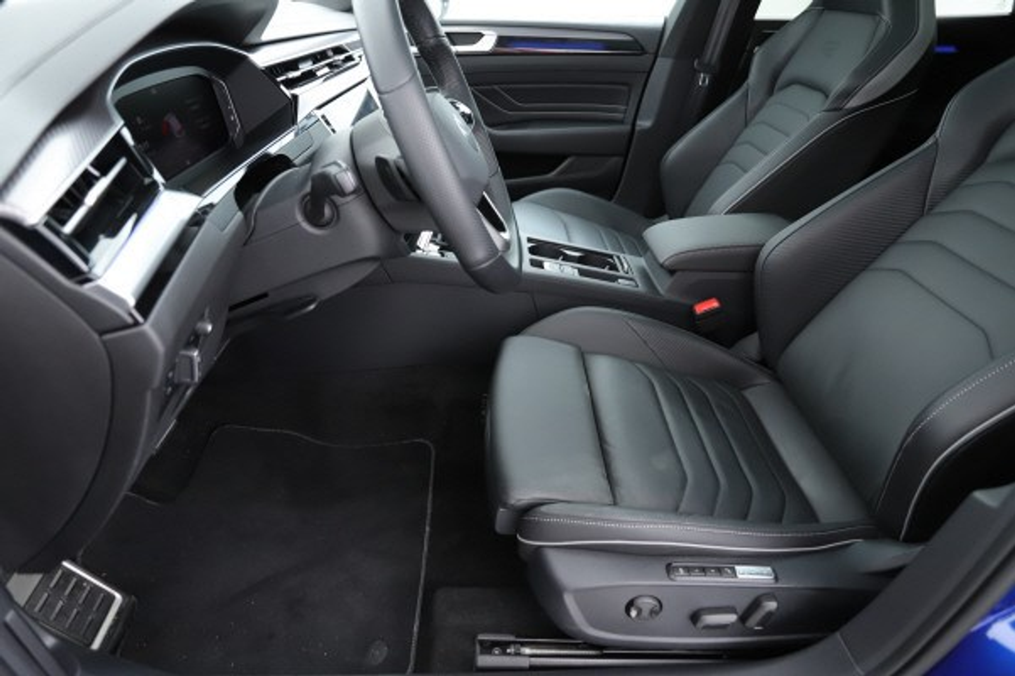 listing desktop thumbnail image 11