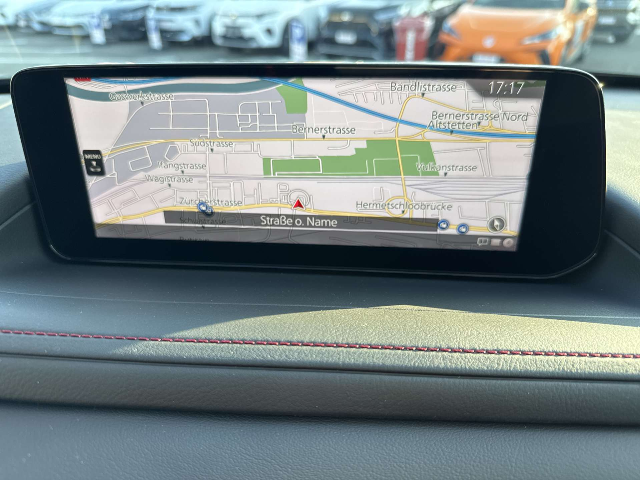 listing desktop thumbnail image 1