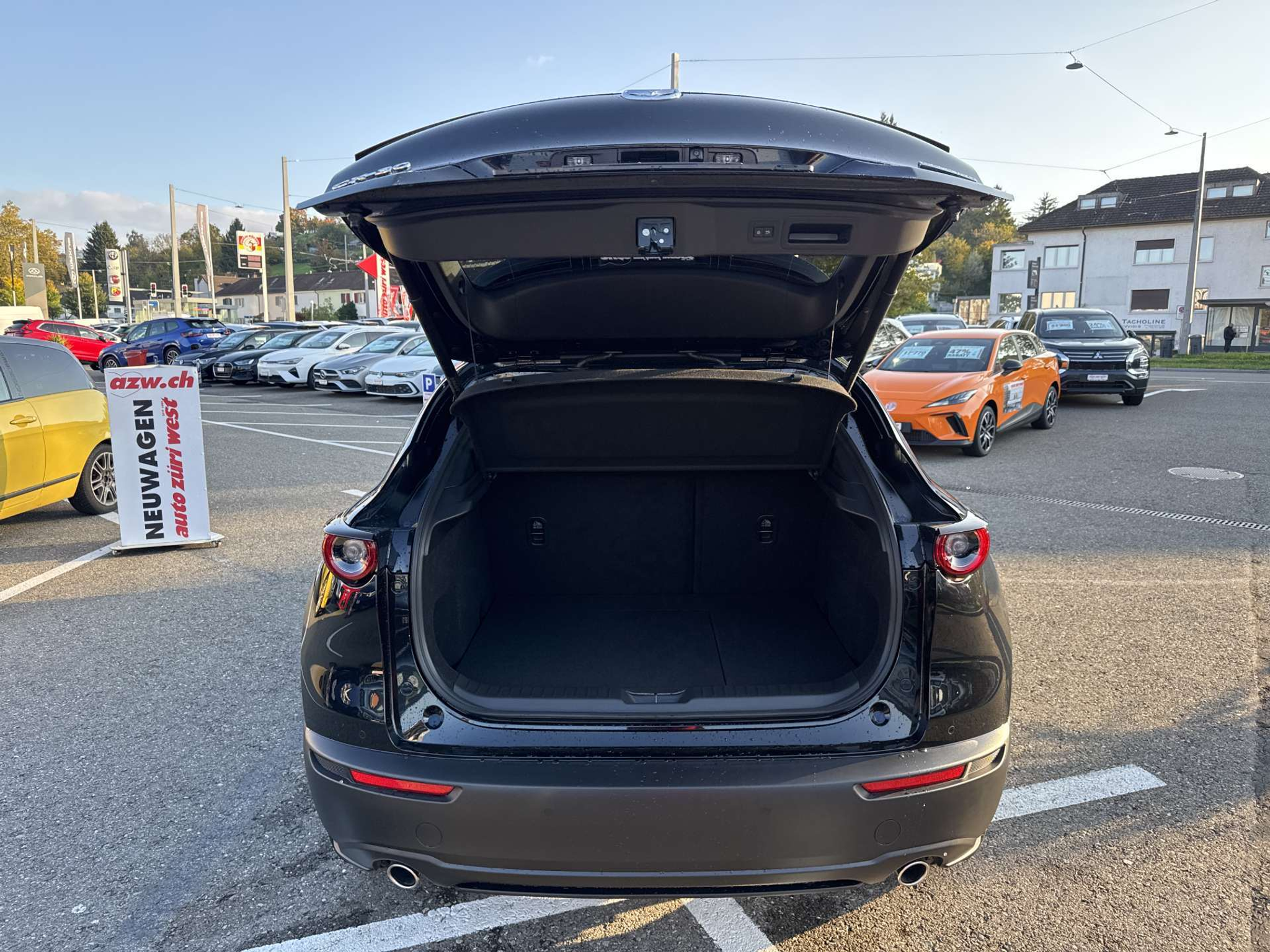 listing desktop thumbnail image 7