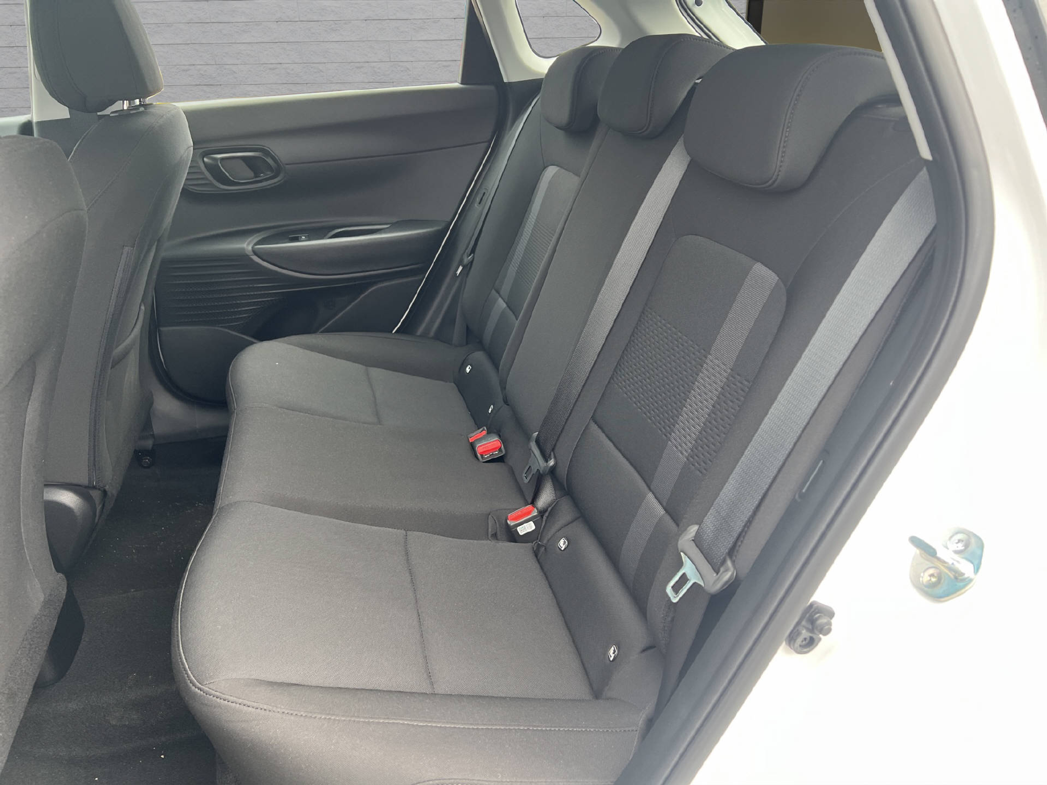 listing desktop thumbnail image 13