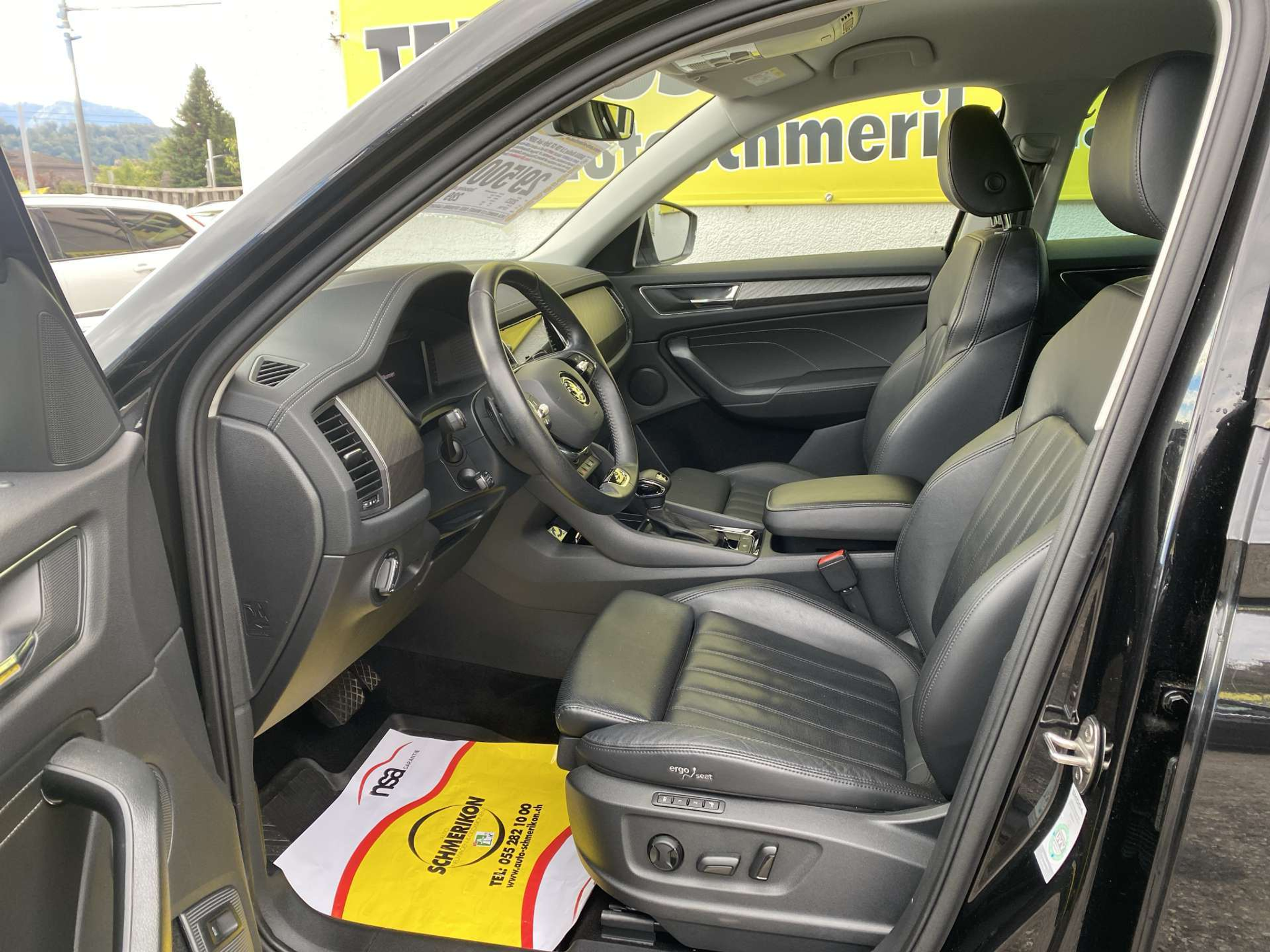 listing desktop thumbnail image 6