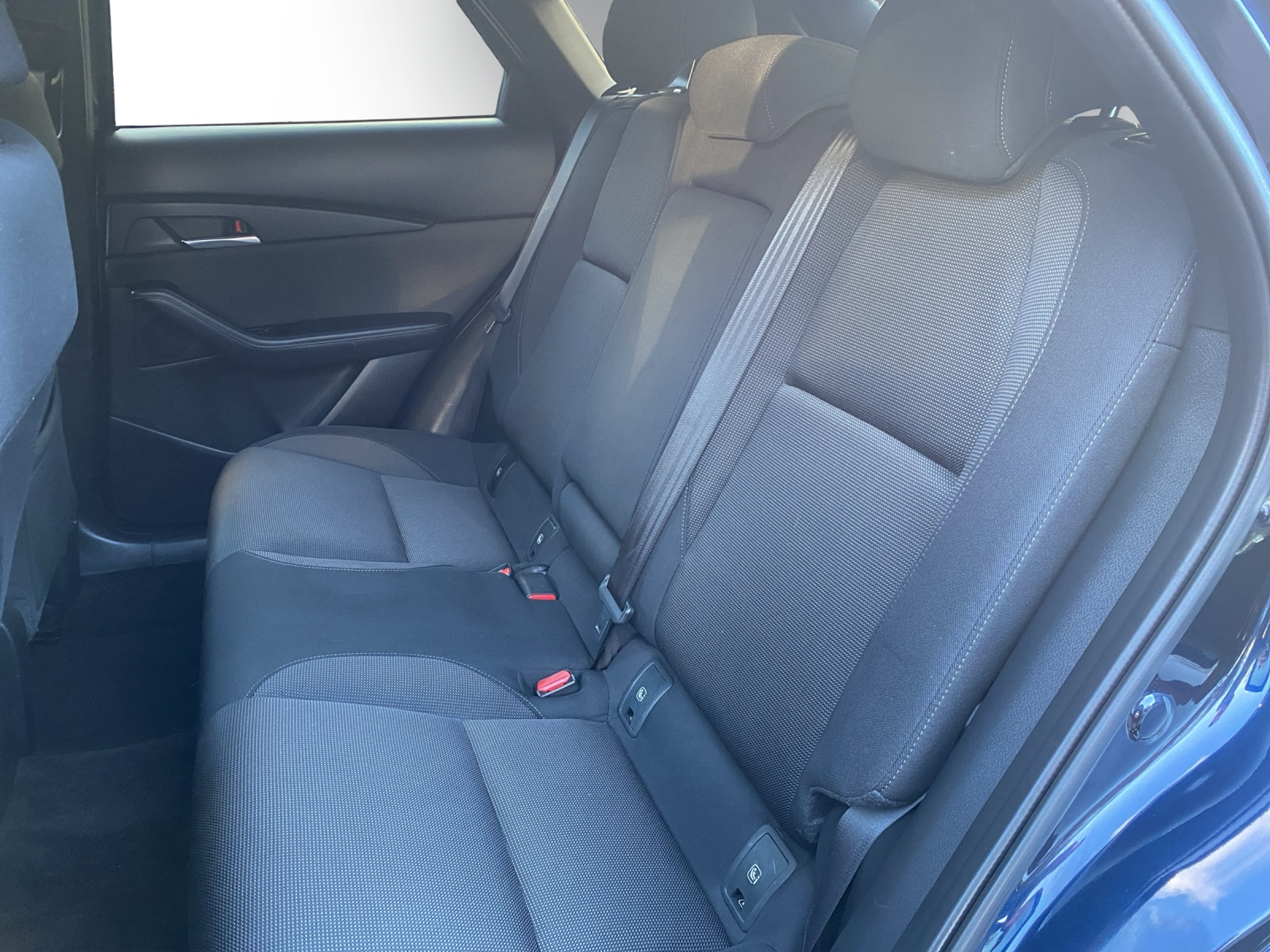 listing desktop thumbnail image 11