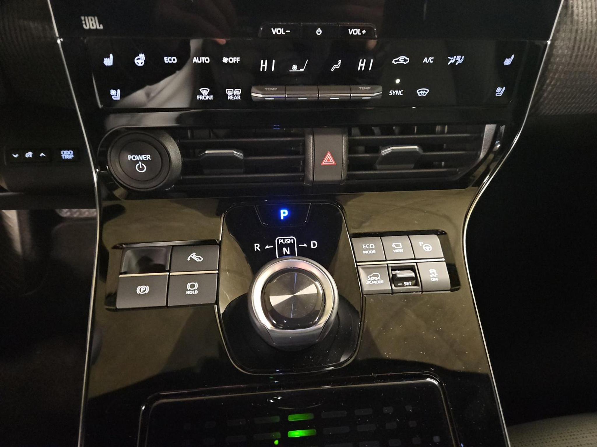 listing desktop thumbnail image 18