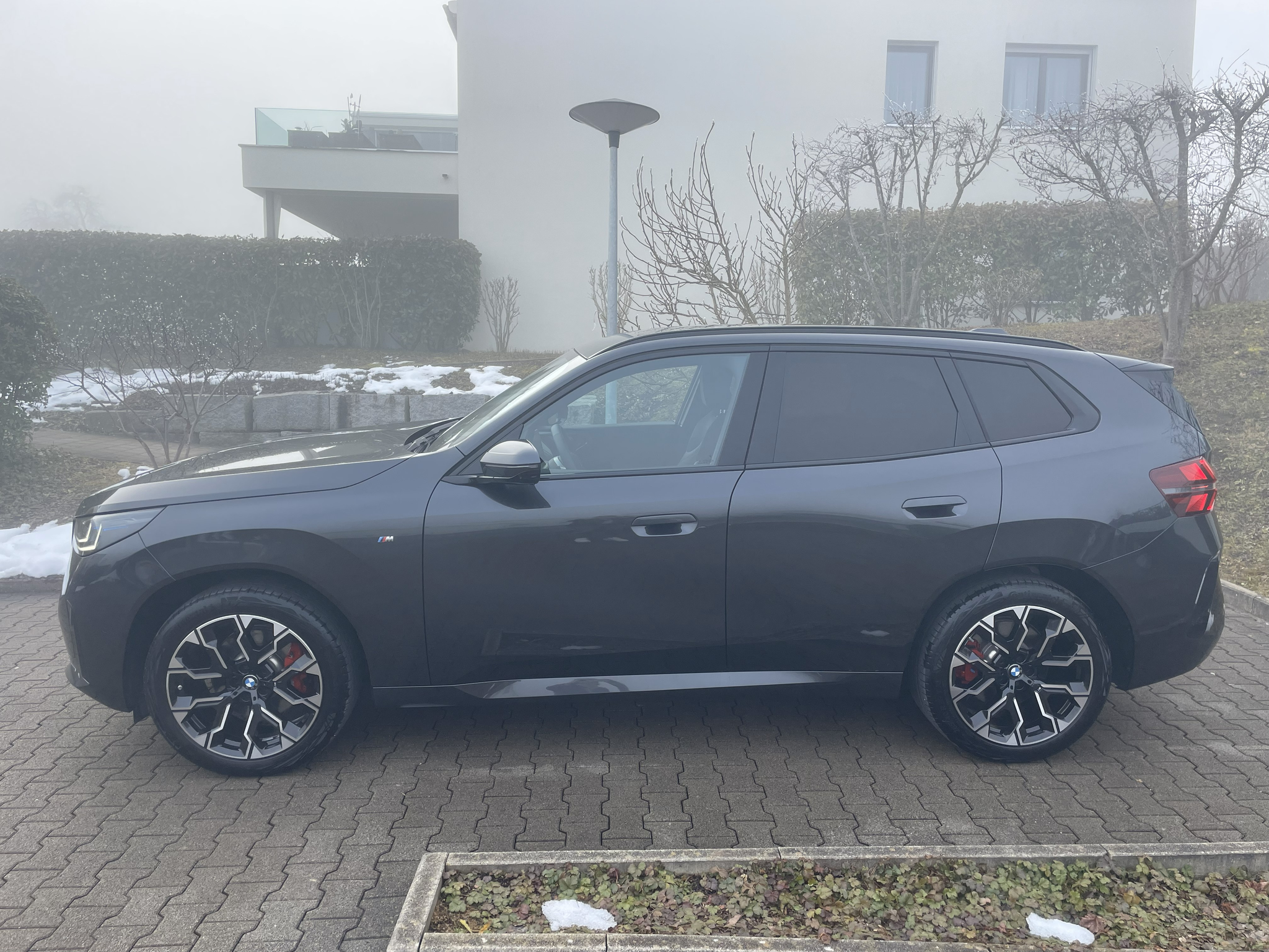 listing desktop thumbnail image 15