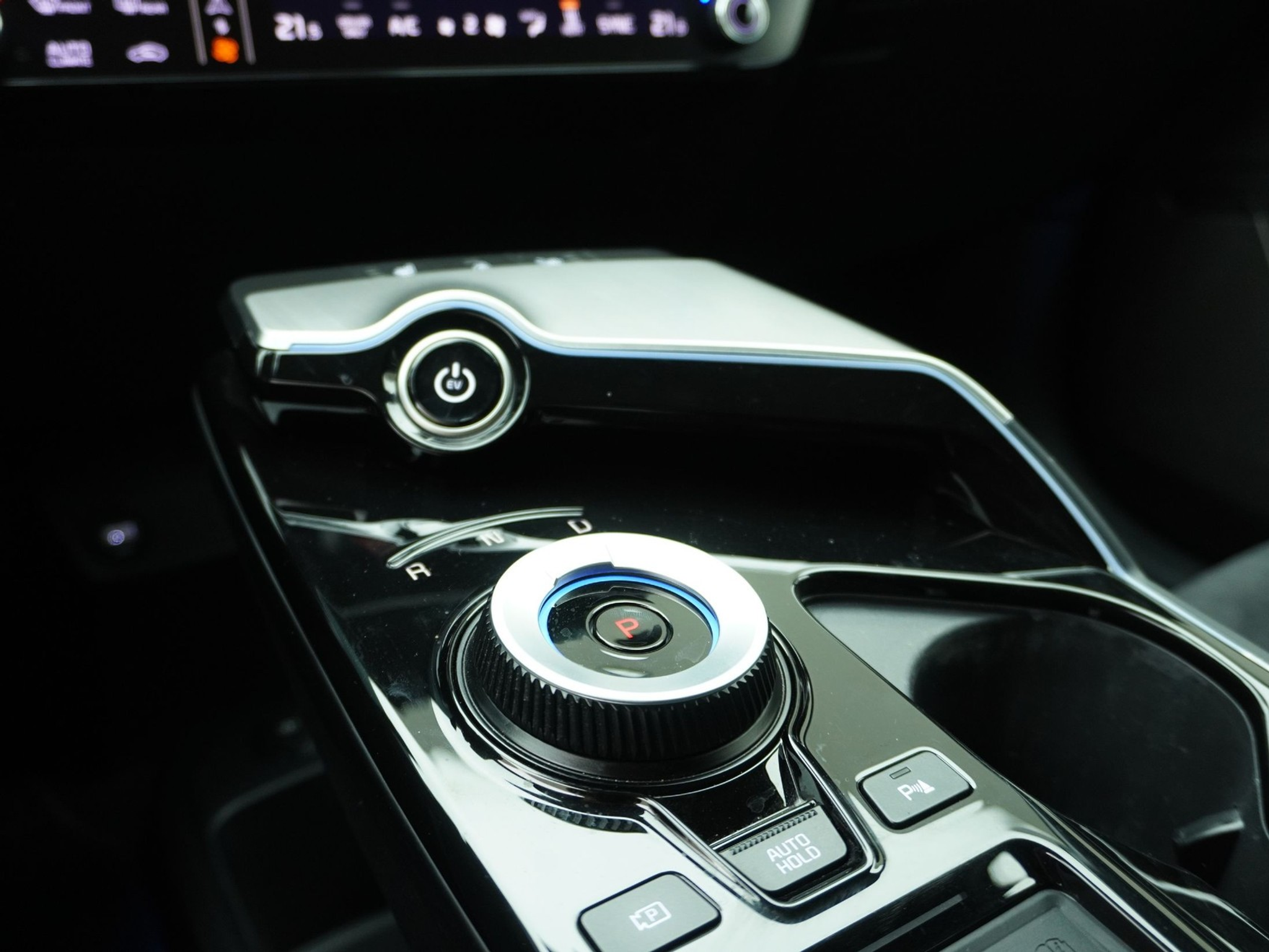 listing desktop thumbnail image 16