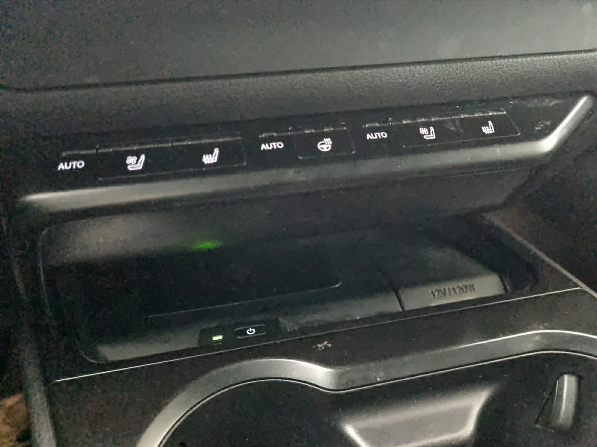 listing desktop thumbnail image 11