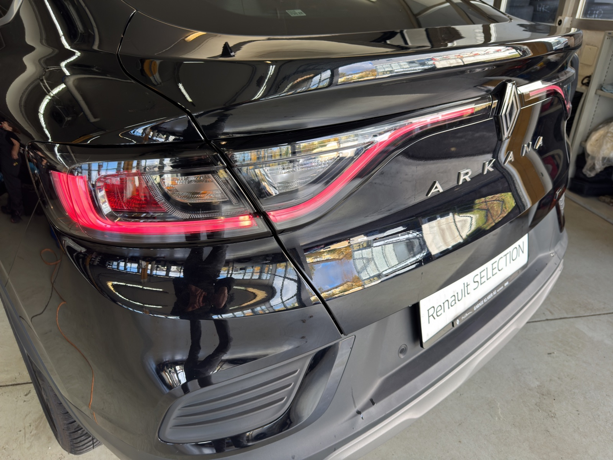 listing desktop thumbnail image 28