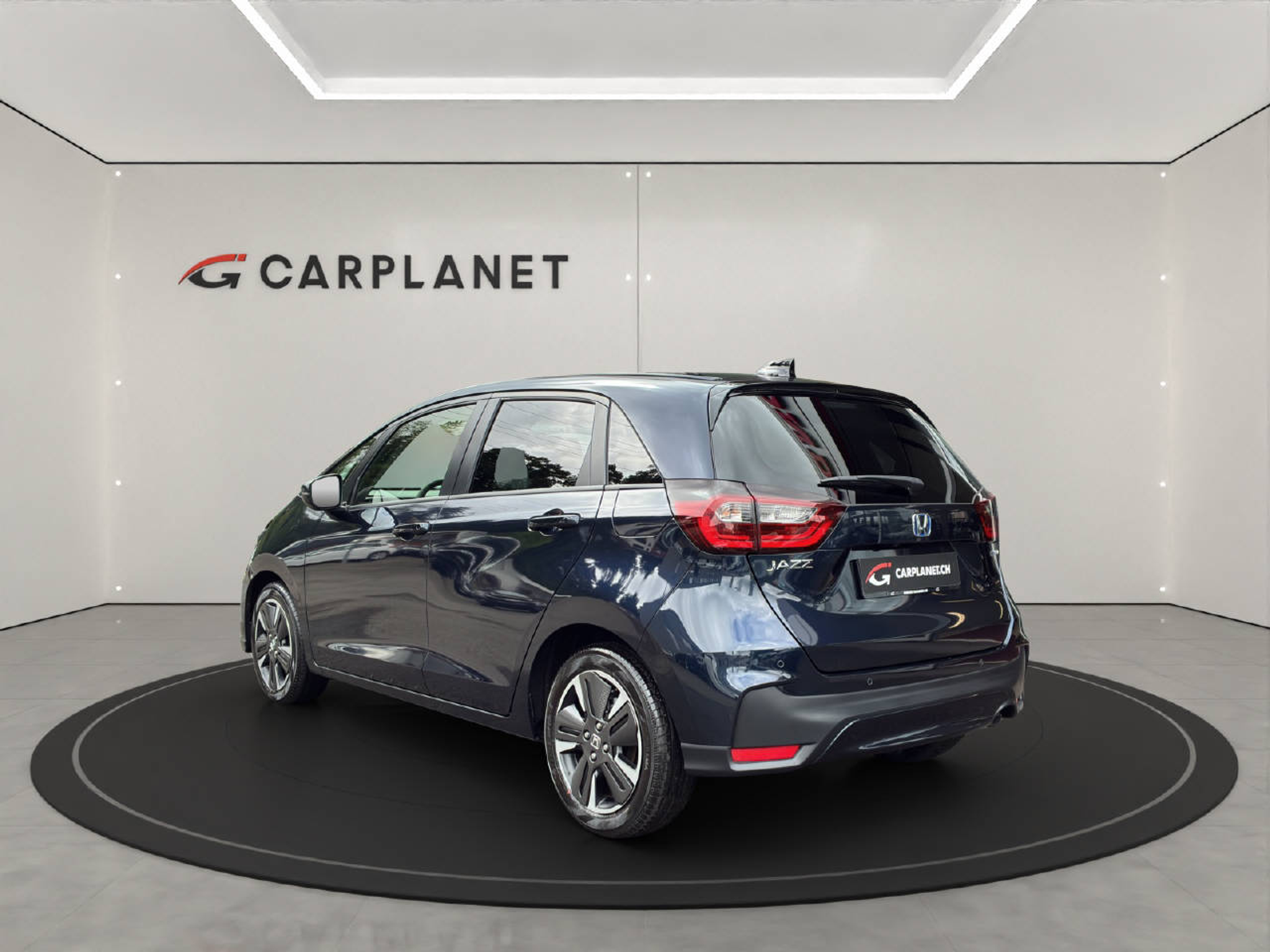 listing desktop thumbnail image 2