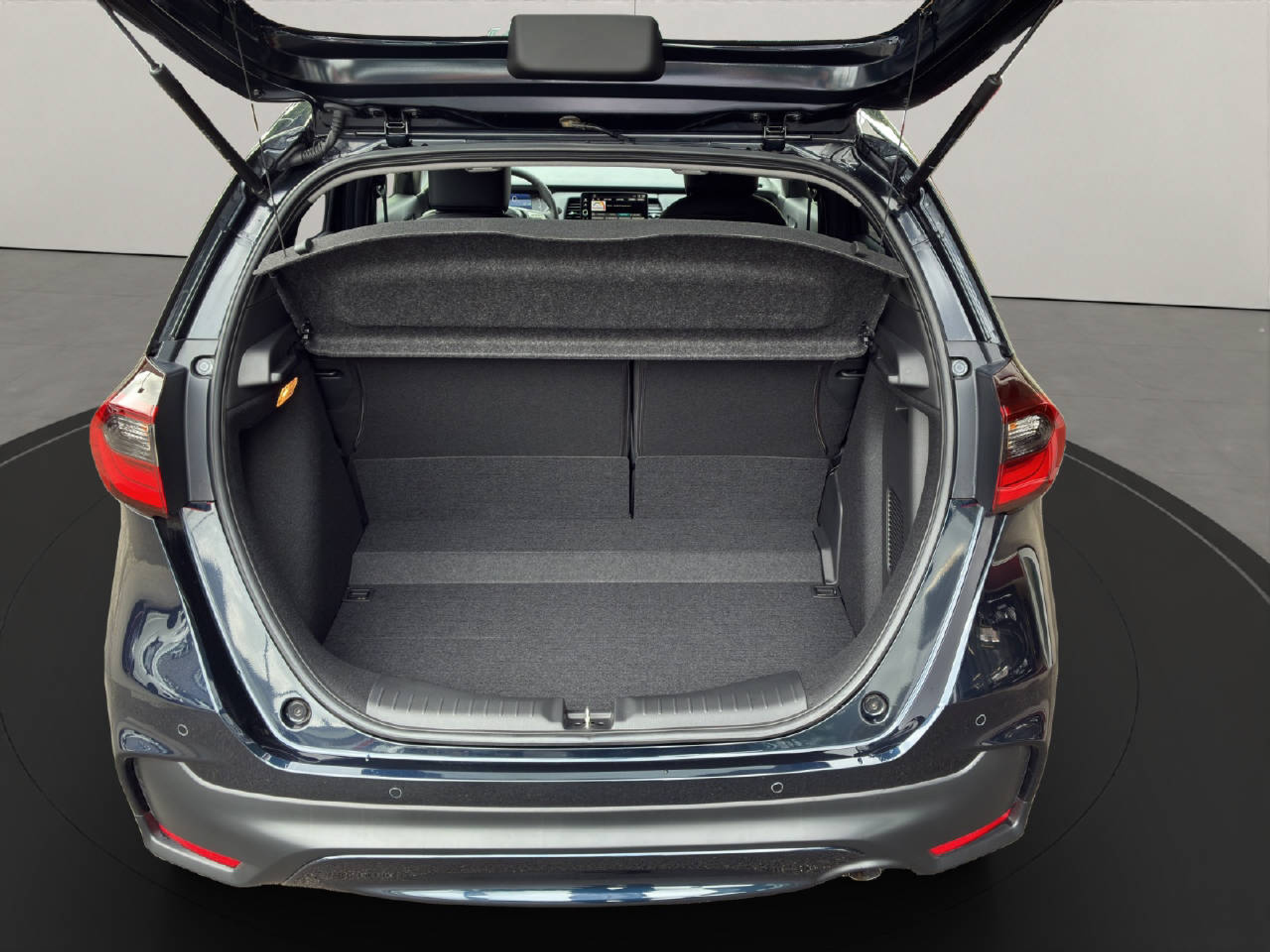 listing desktop thumbnail image 3