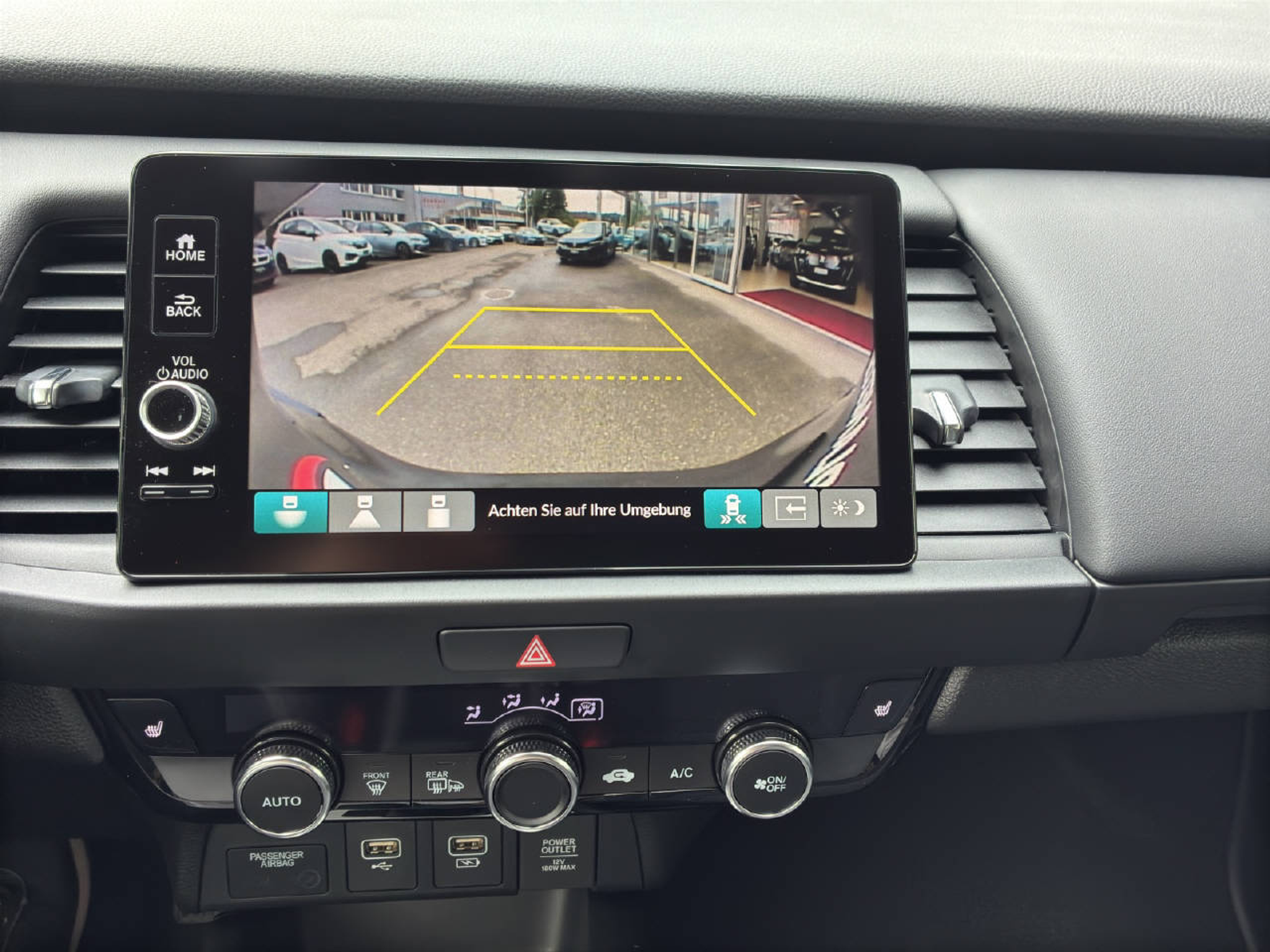 listing desktop thumbnail image 13