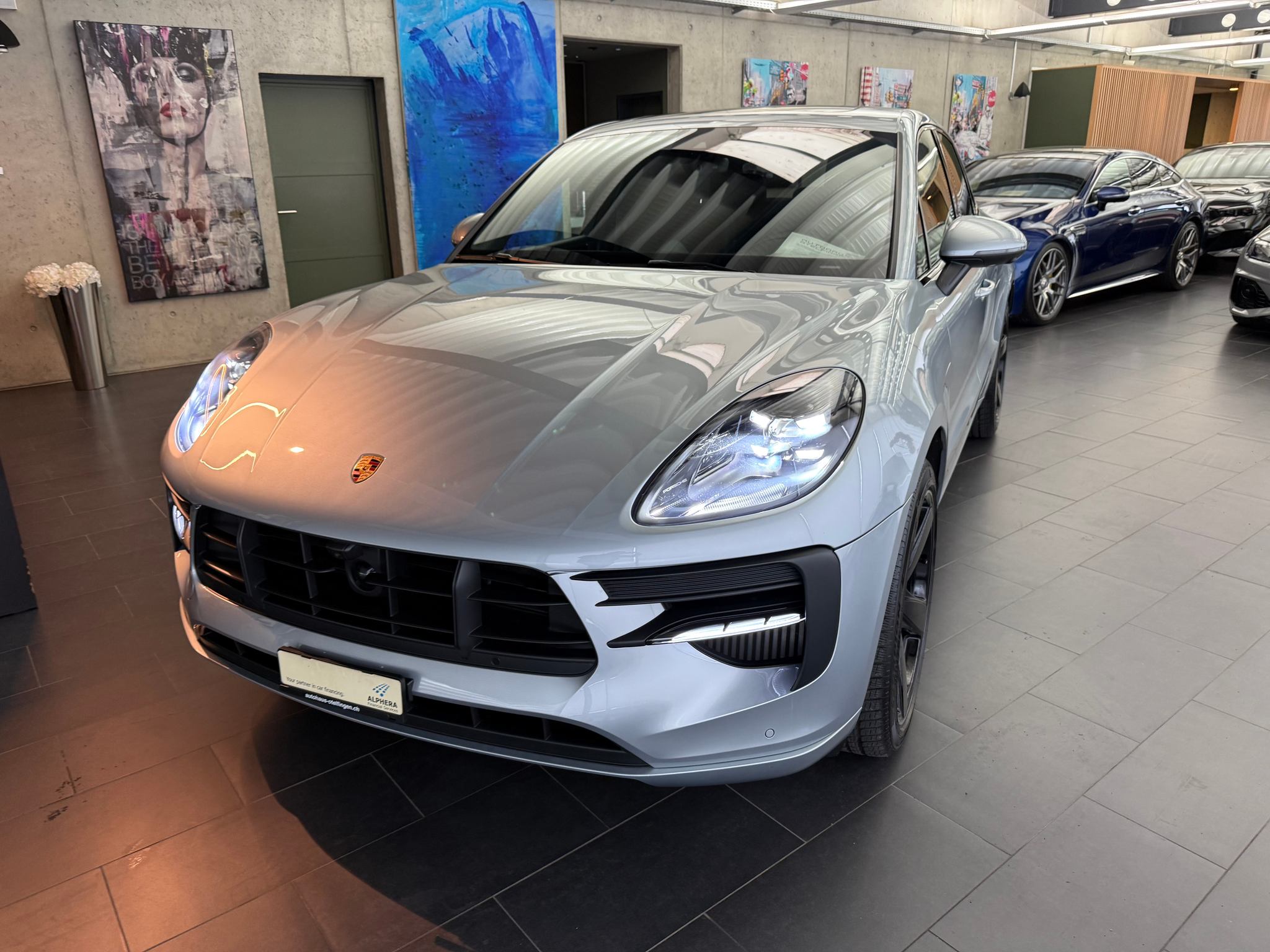 listing desktop thumbnail image 5