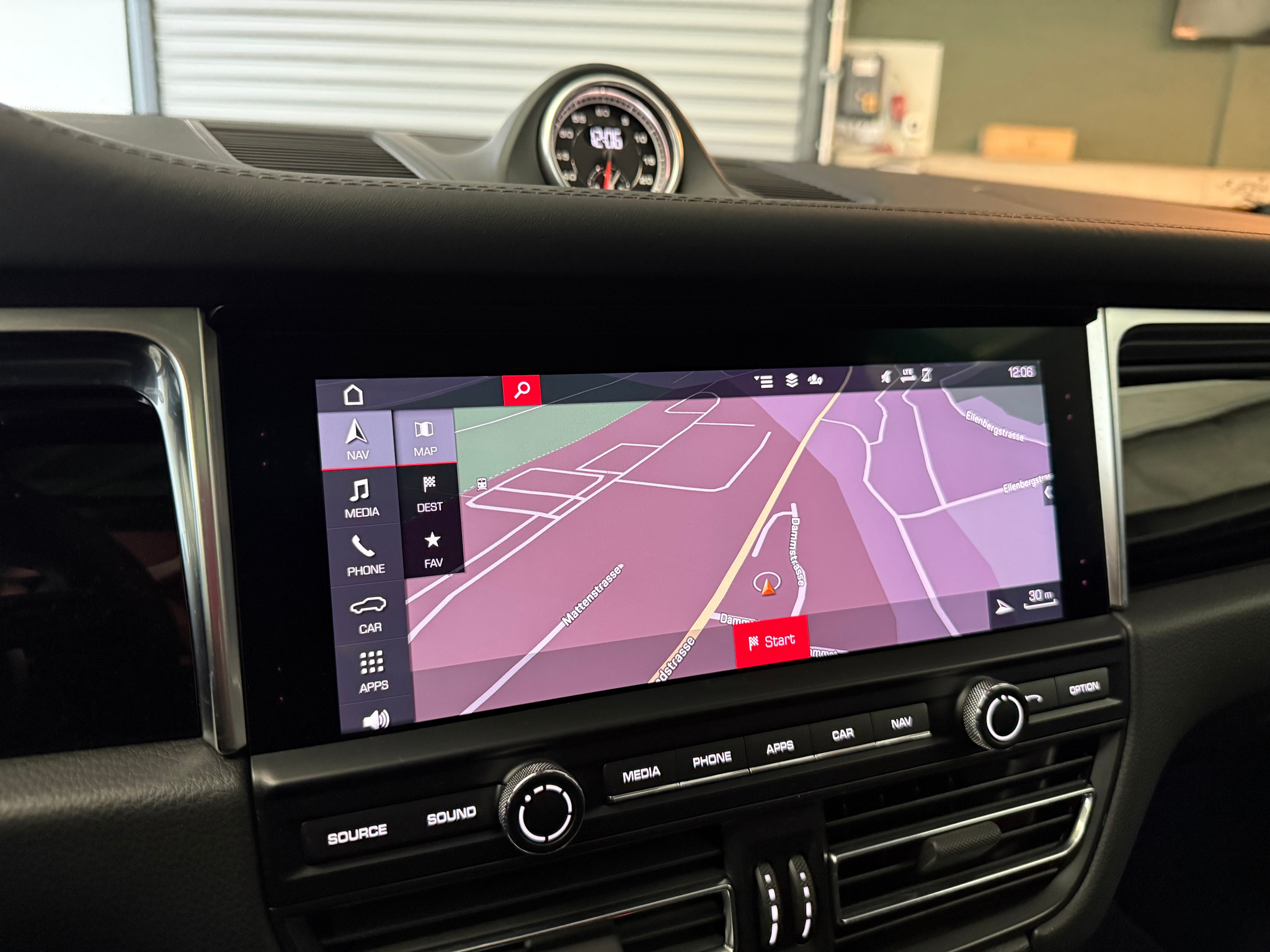 listing desktop thumbnail image 21