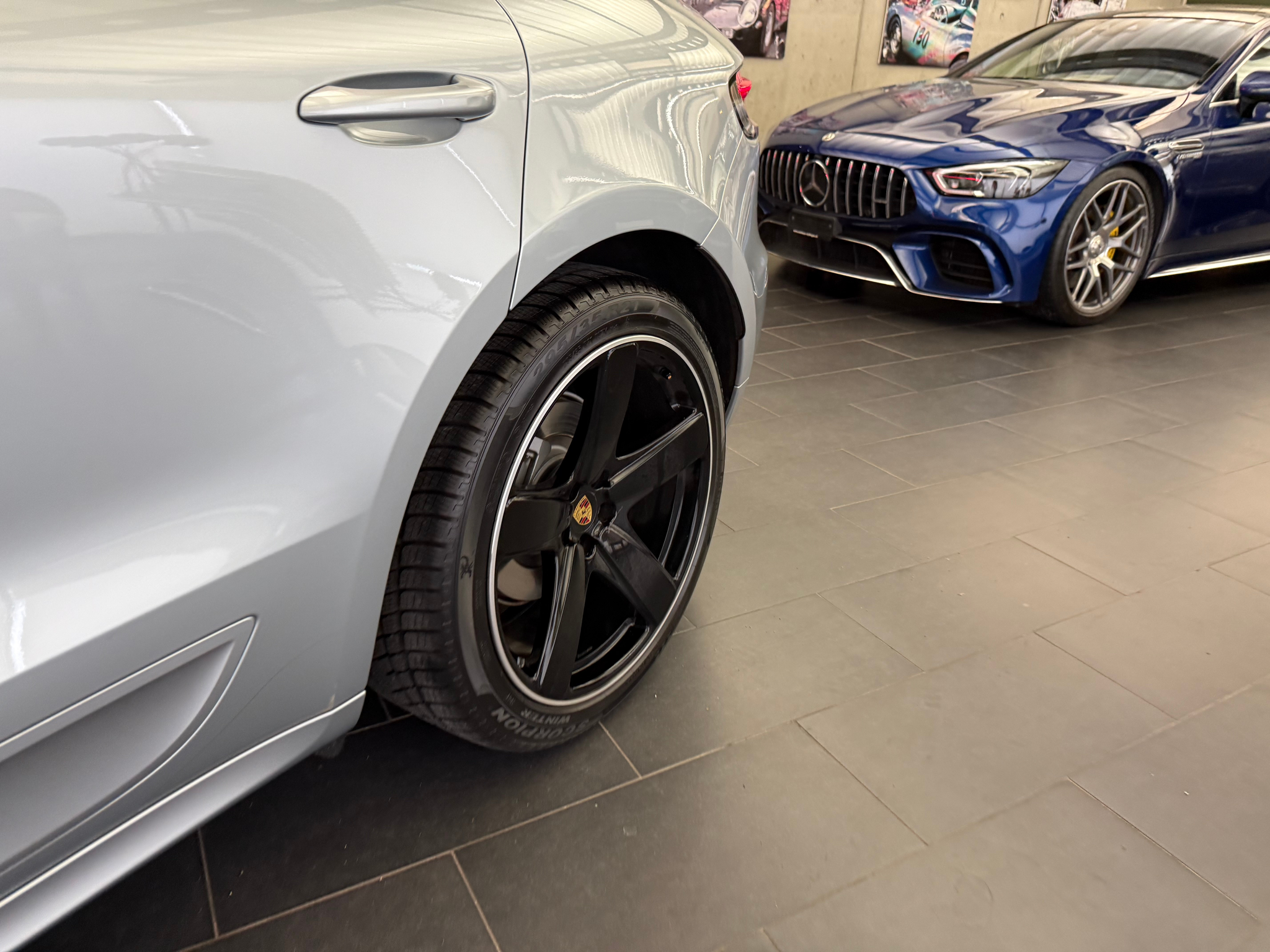 listing desktop thumbnail image 6