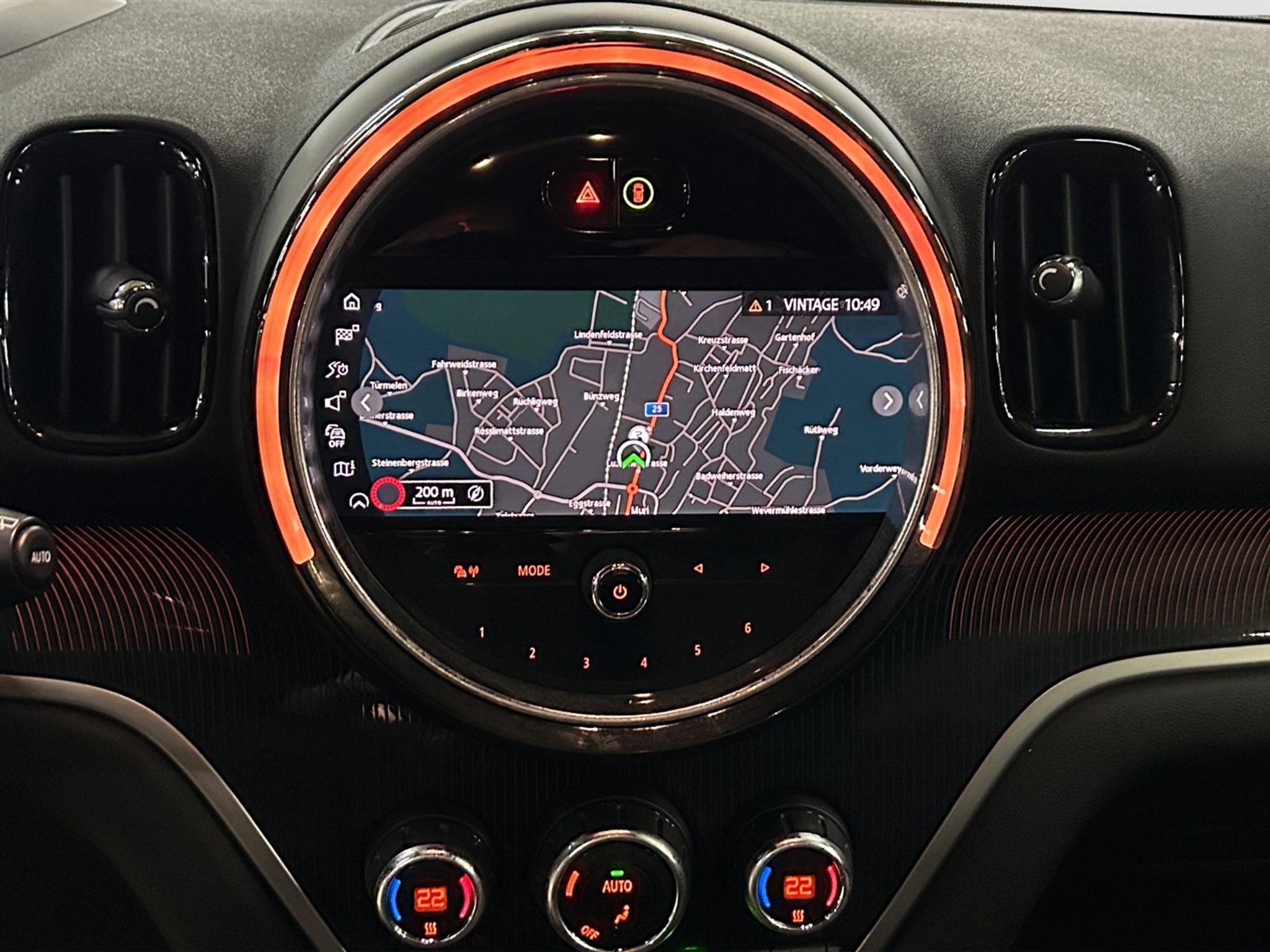 listing desktop thumbnail image 10