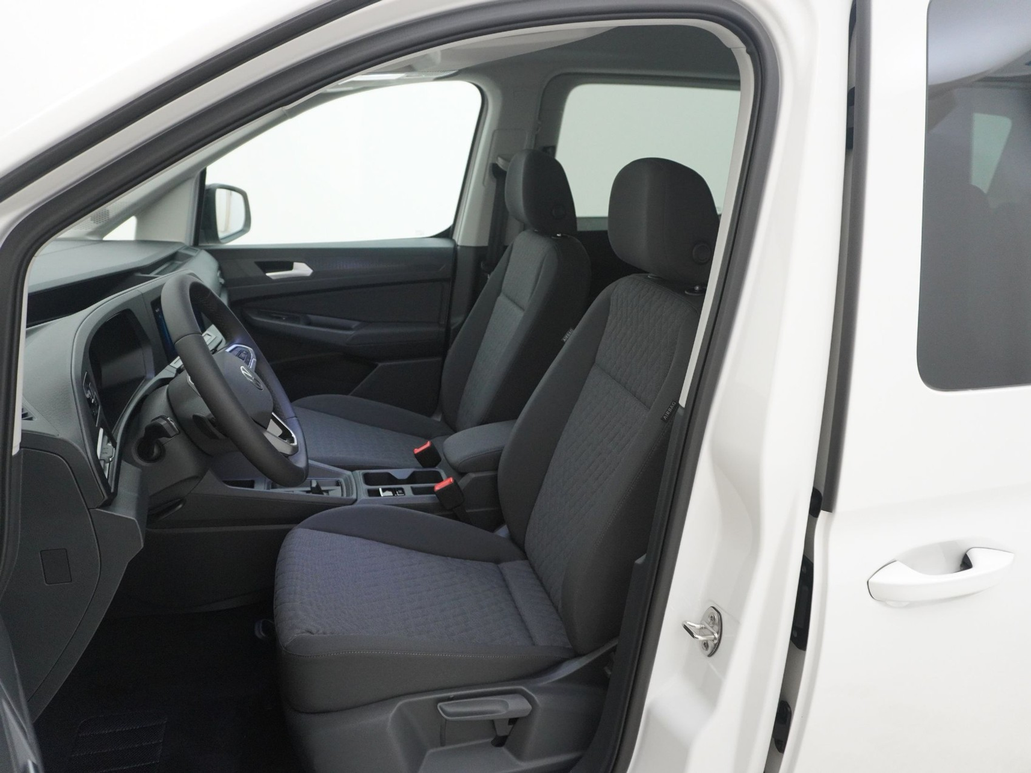 listing desktop thumbnail image 13