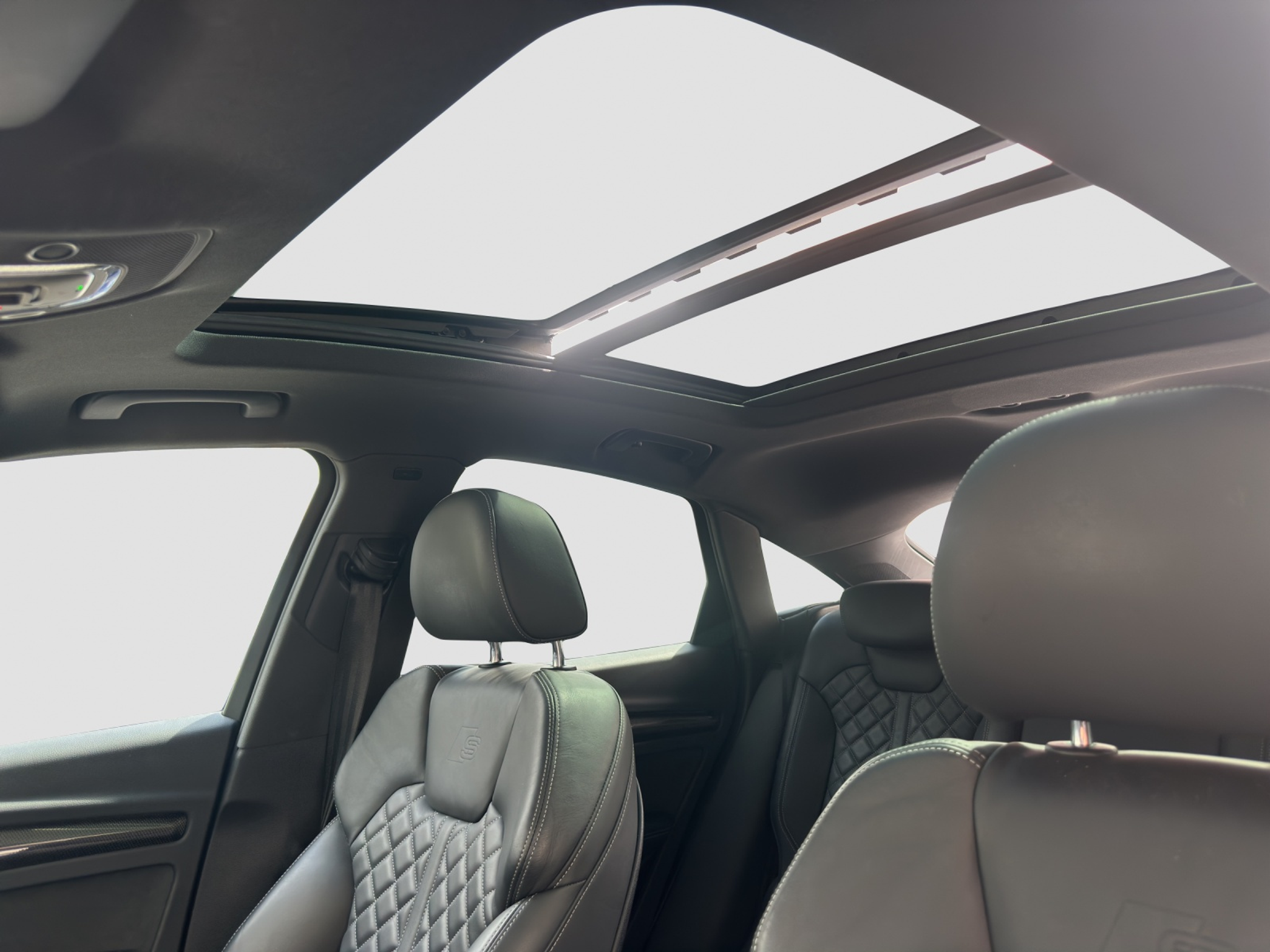 listing desktop thumbnail image 10