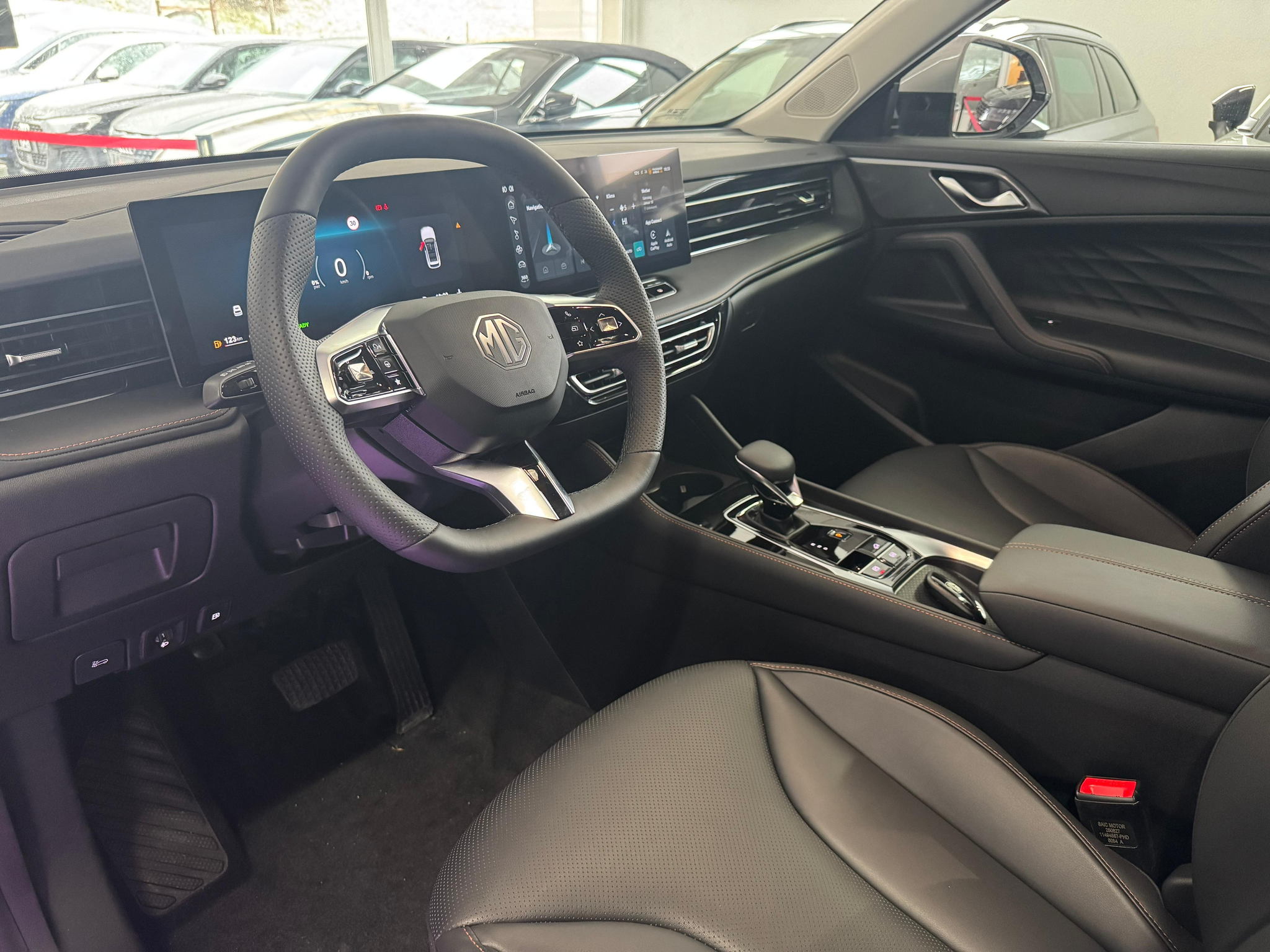 listing desktop thumbnail image 16