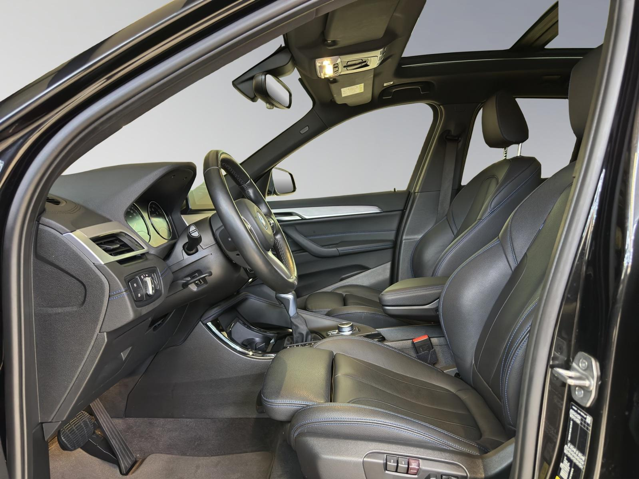 listing desktop thumbnail image 14