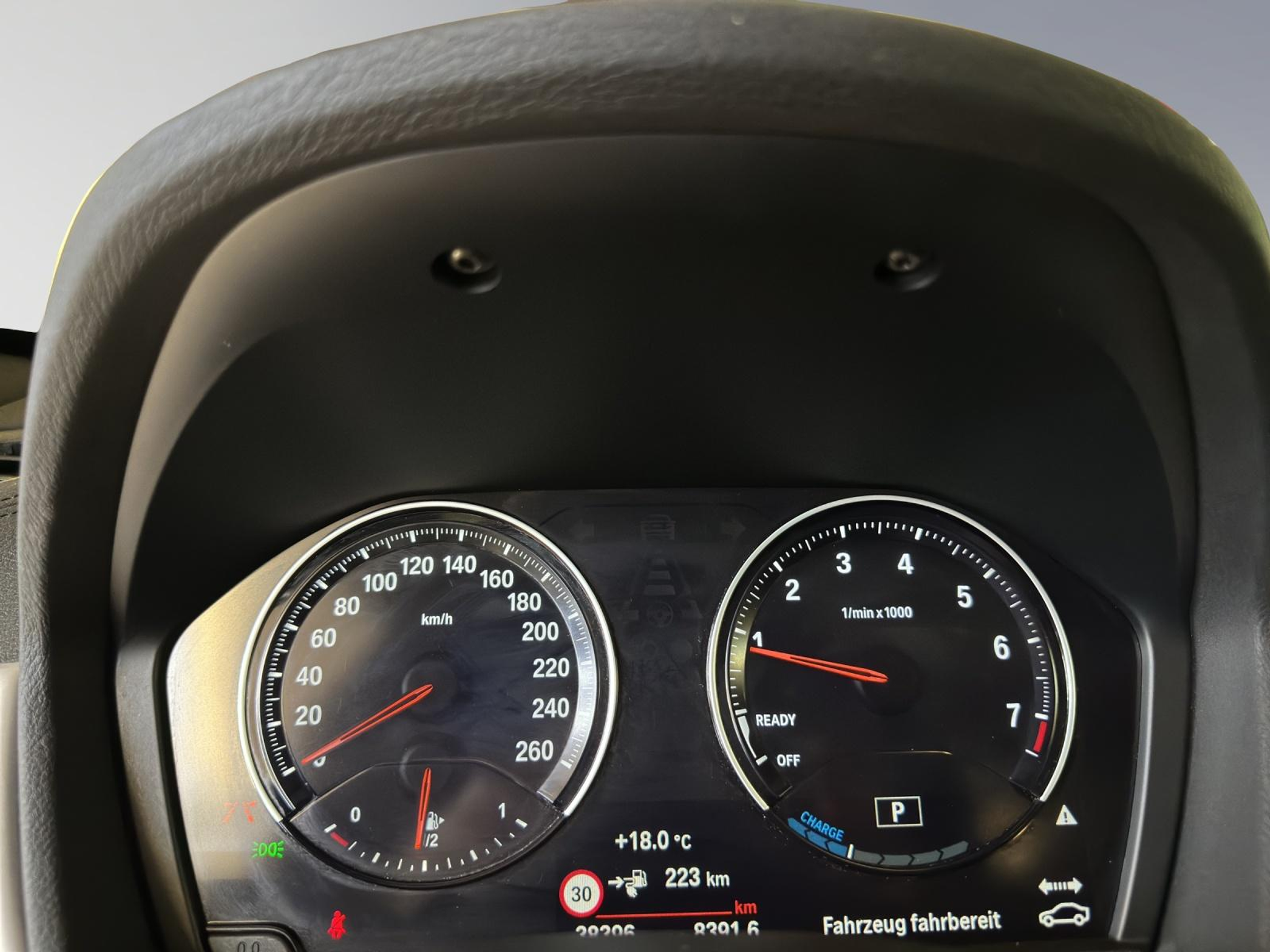 listing desktop thumbnail image 10