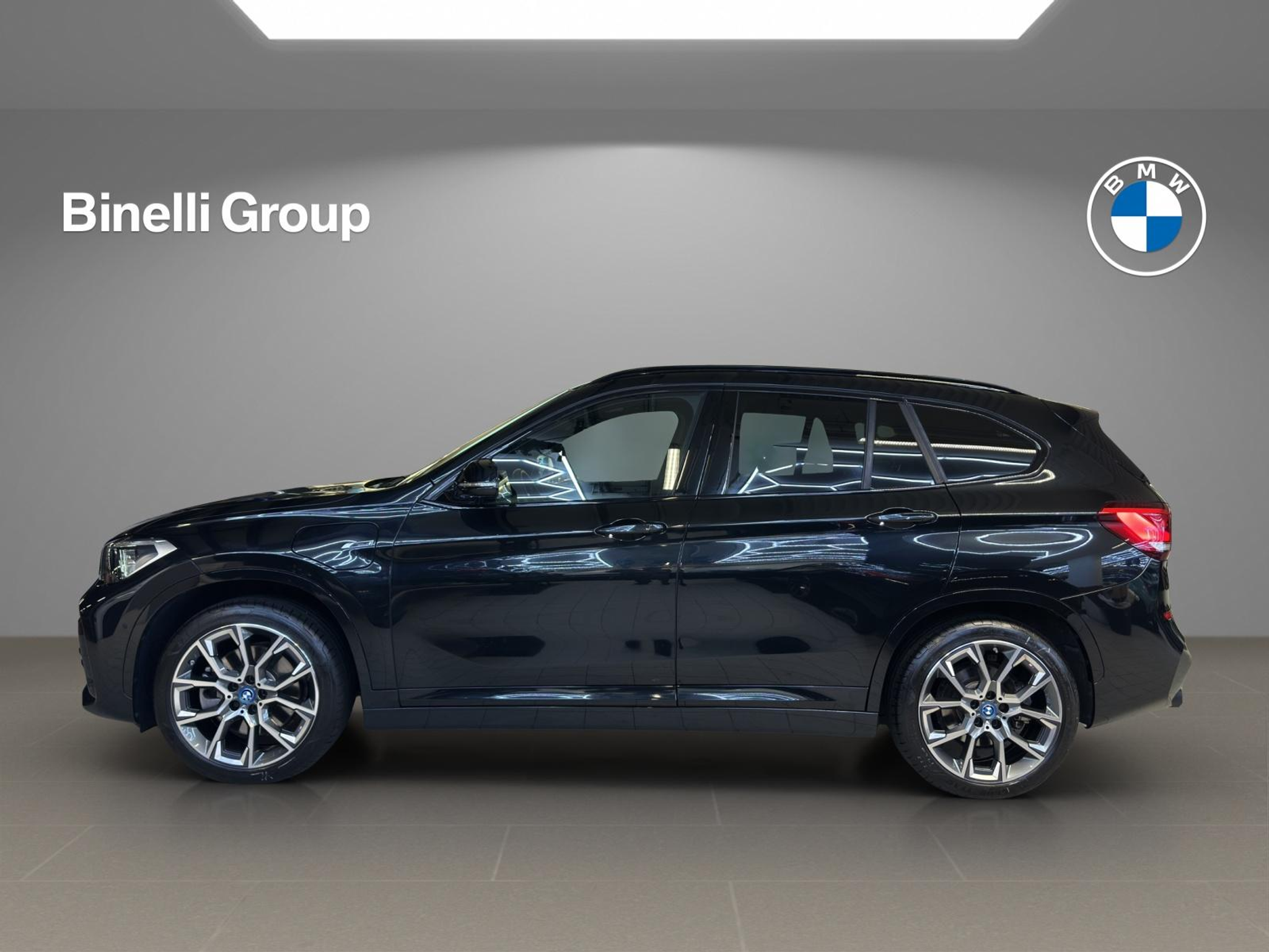 listing desktop thumbnail image 1