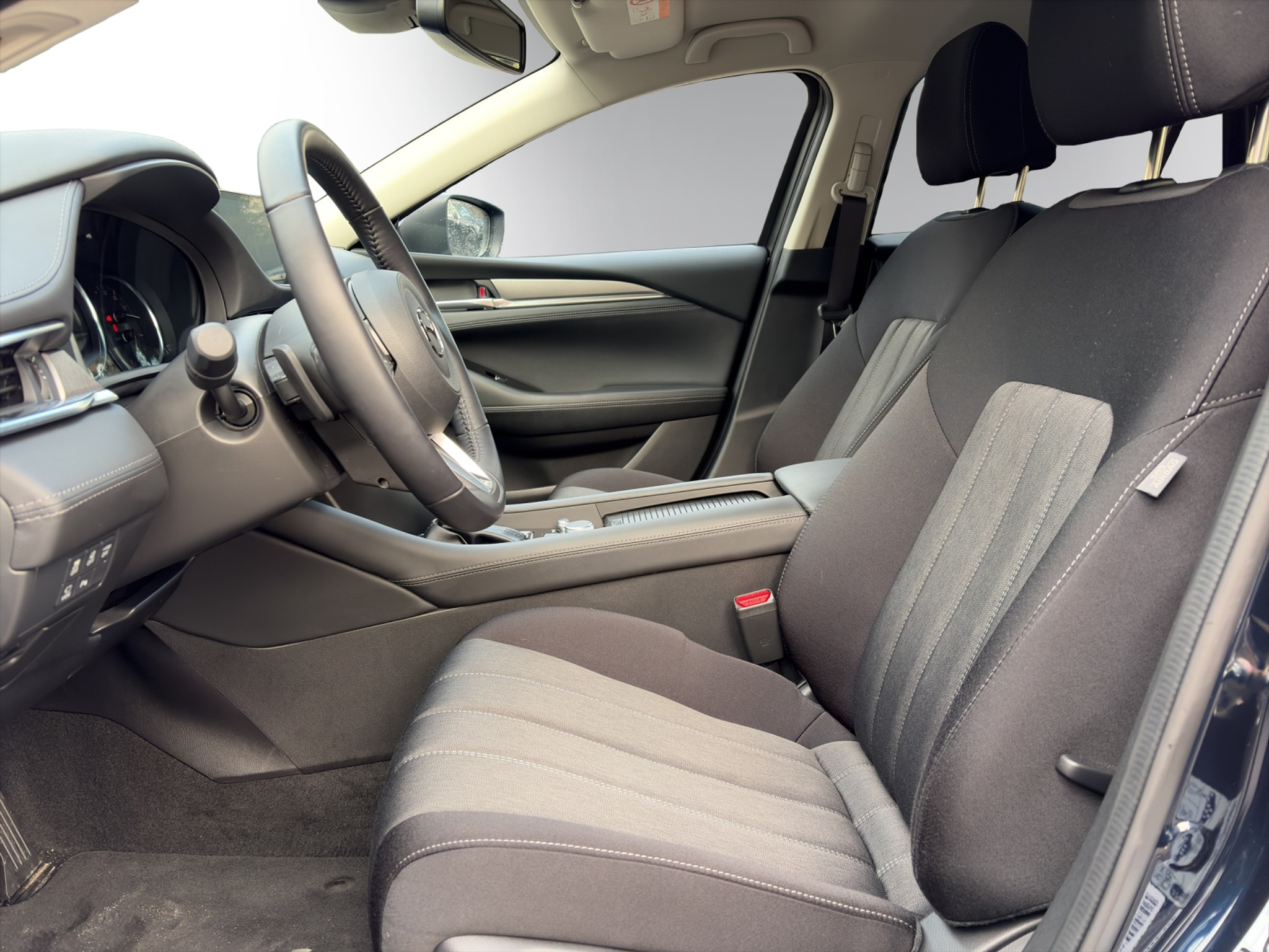 listing desktop thumbnail image 7