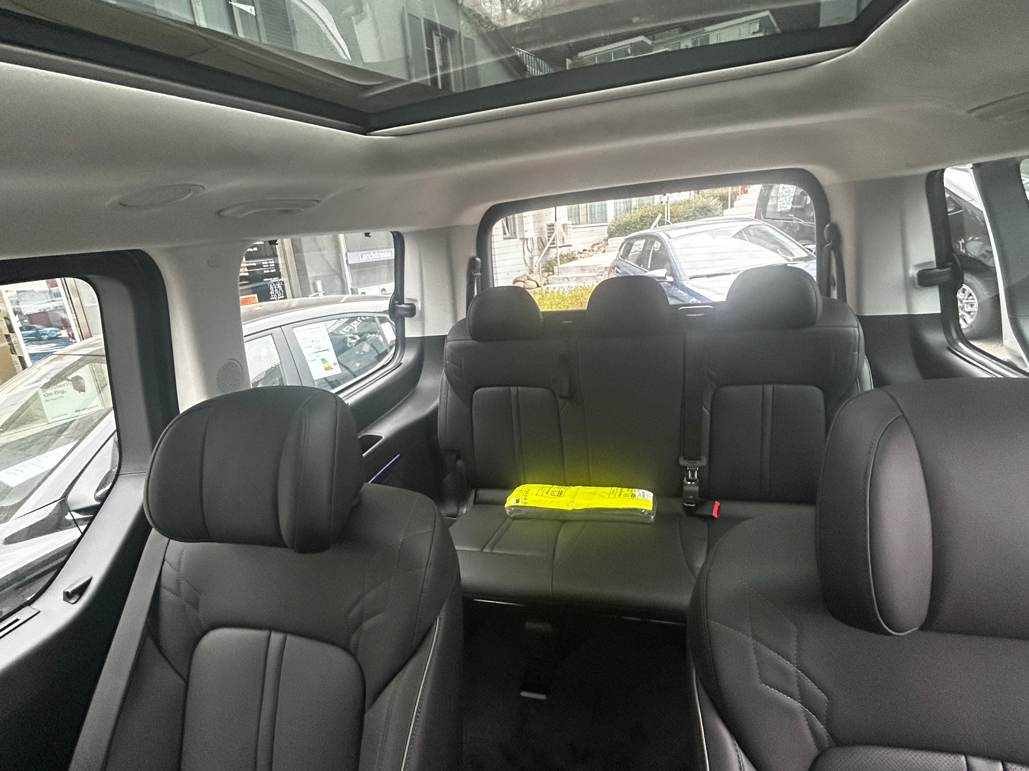 listing desktop thumbnail image 16