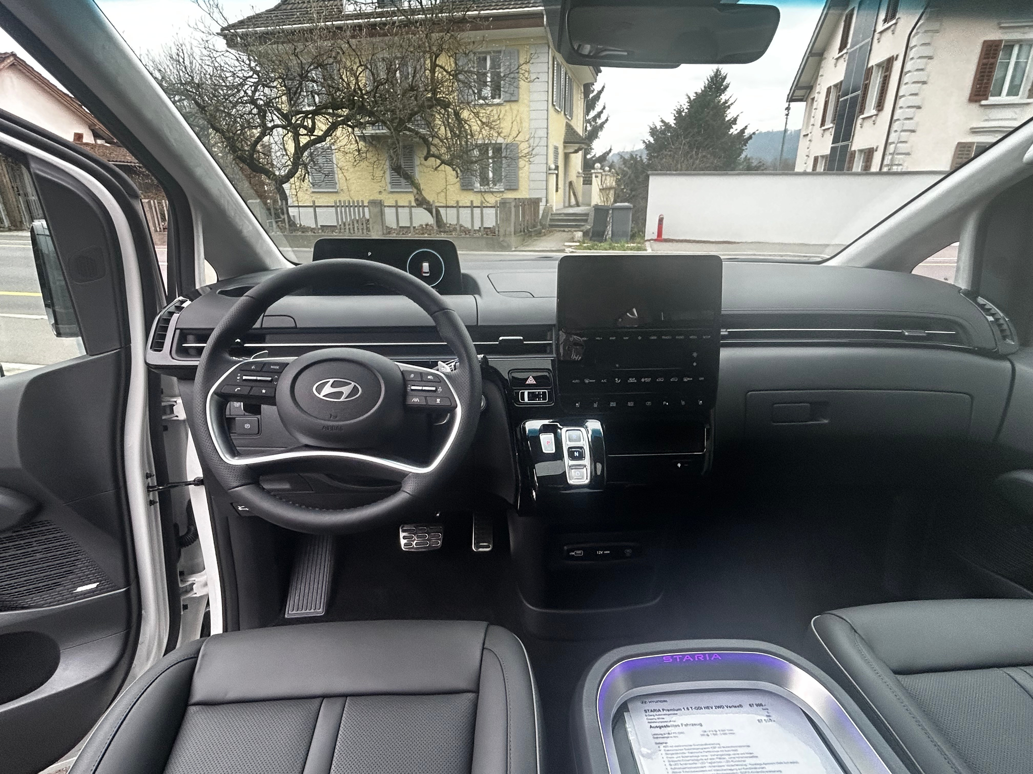 listing desktop thumbnail image 13