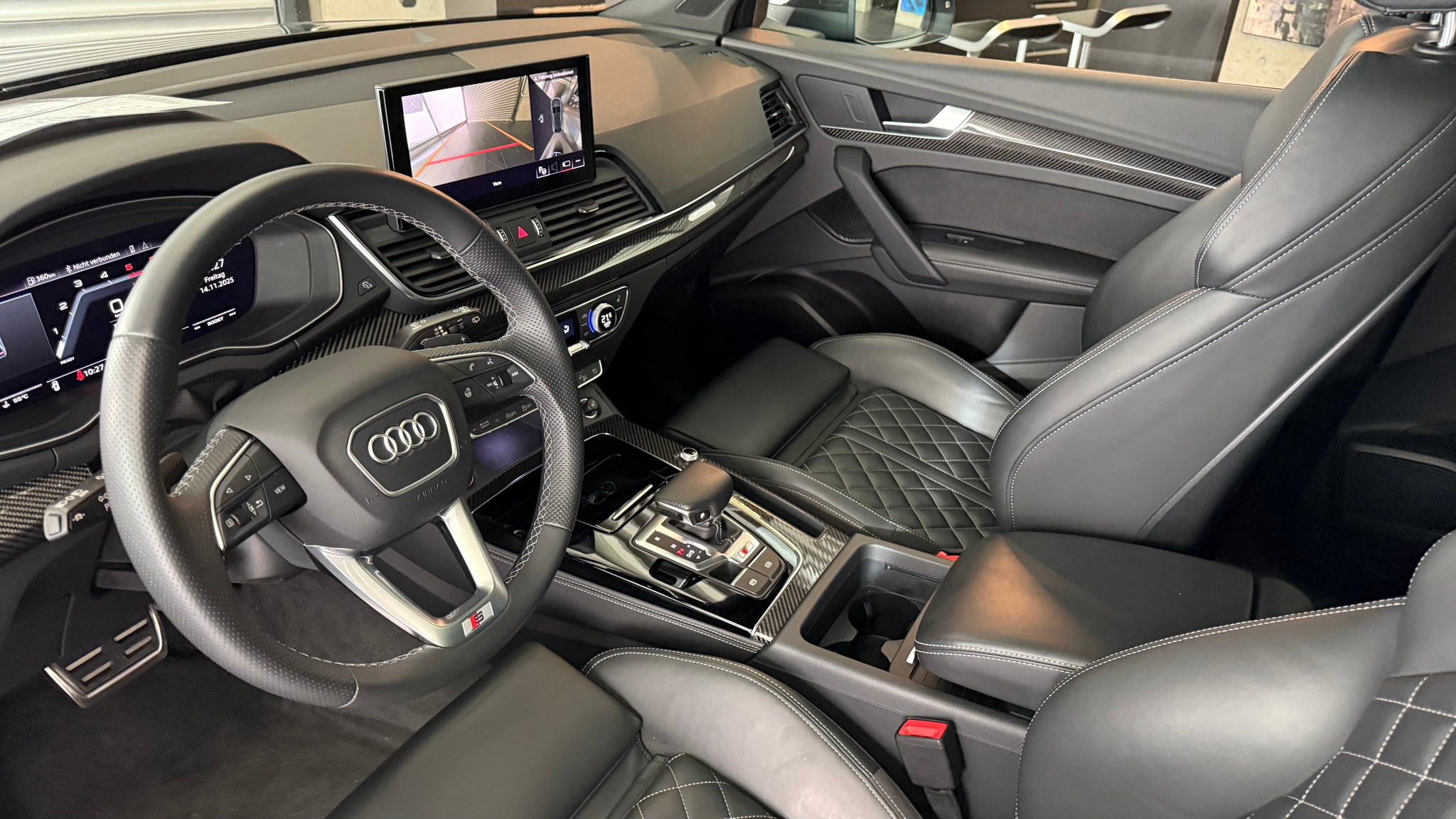 listing desktop thumbnail image 15