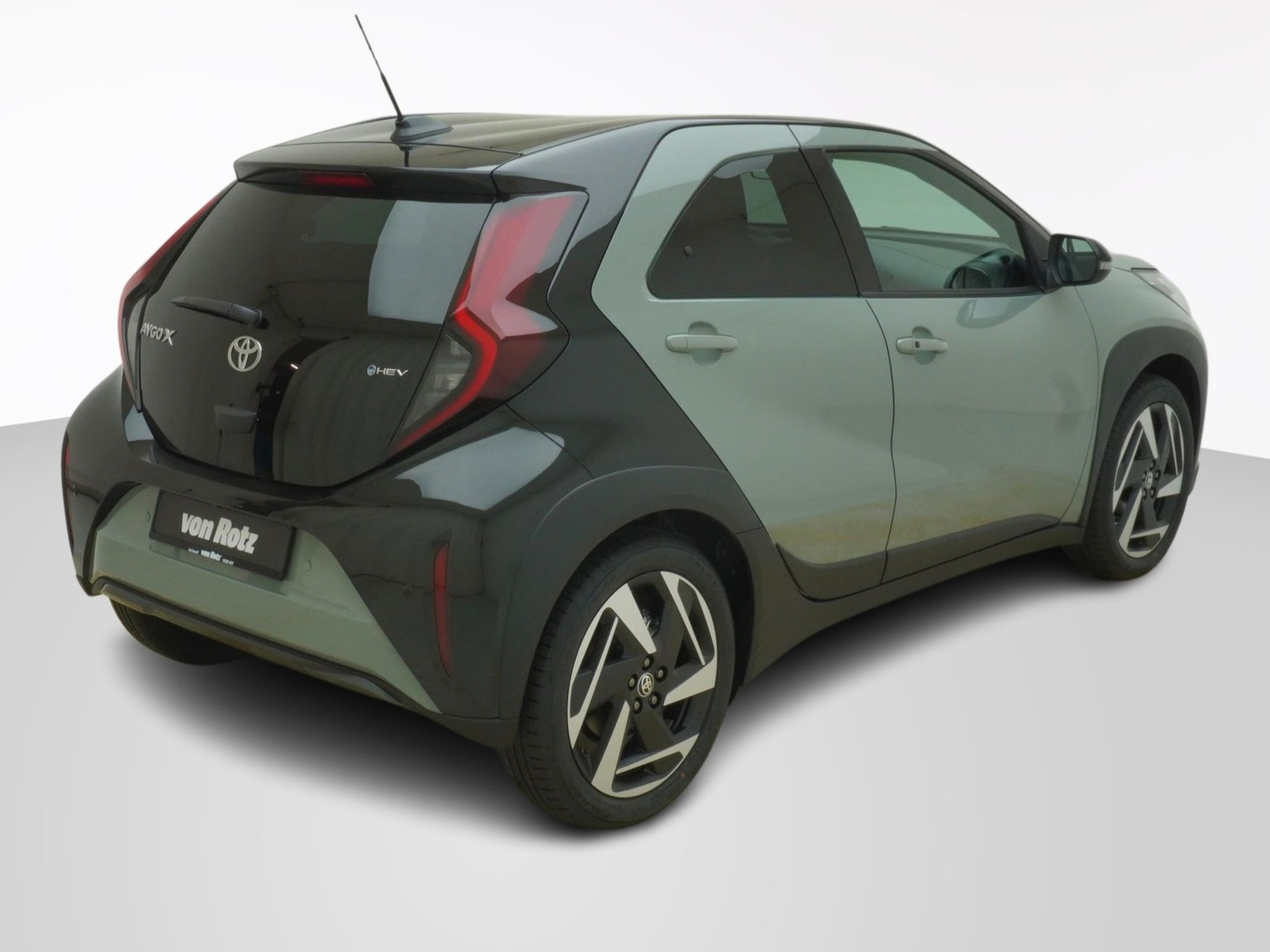 listing desktop thumbnail image 3