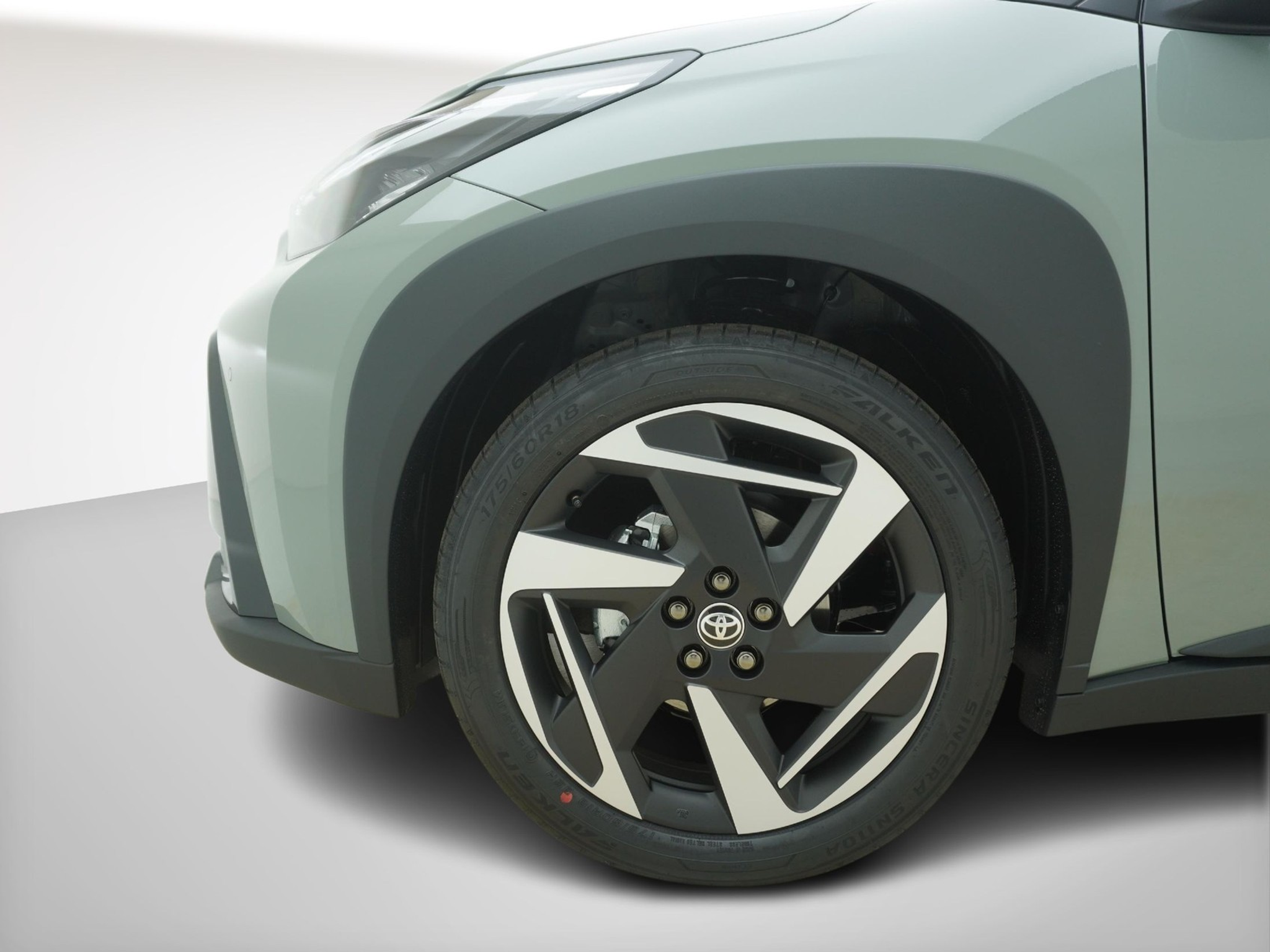 listing desktop thumbnail image 5