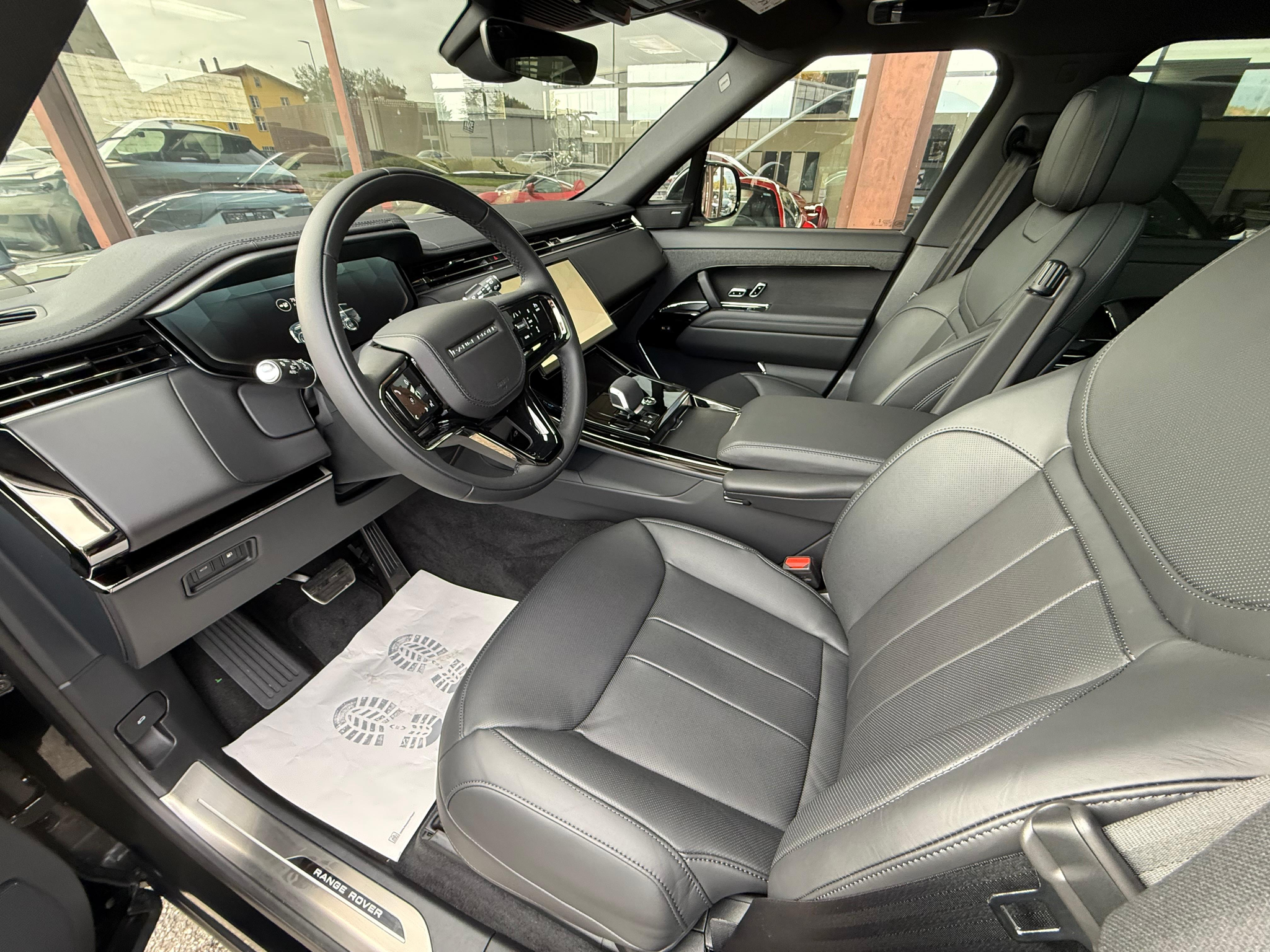 listing desktop thumbnail image 6