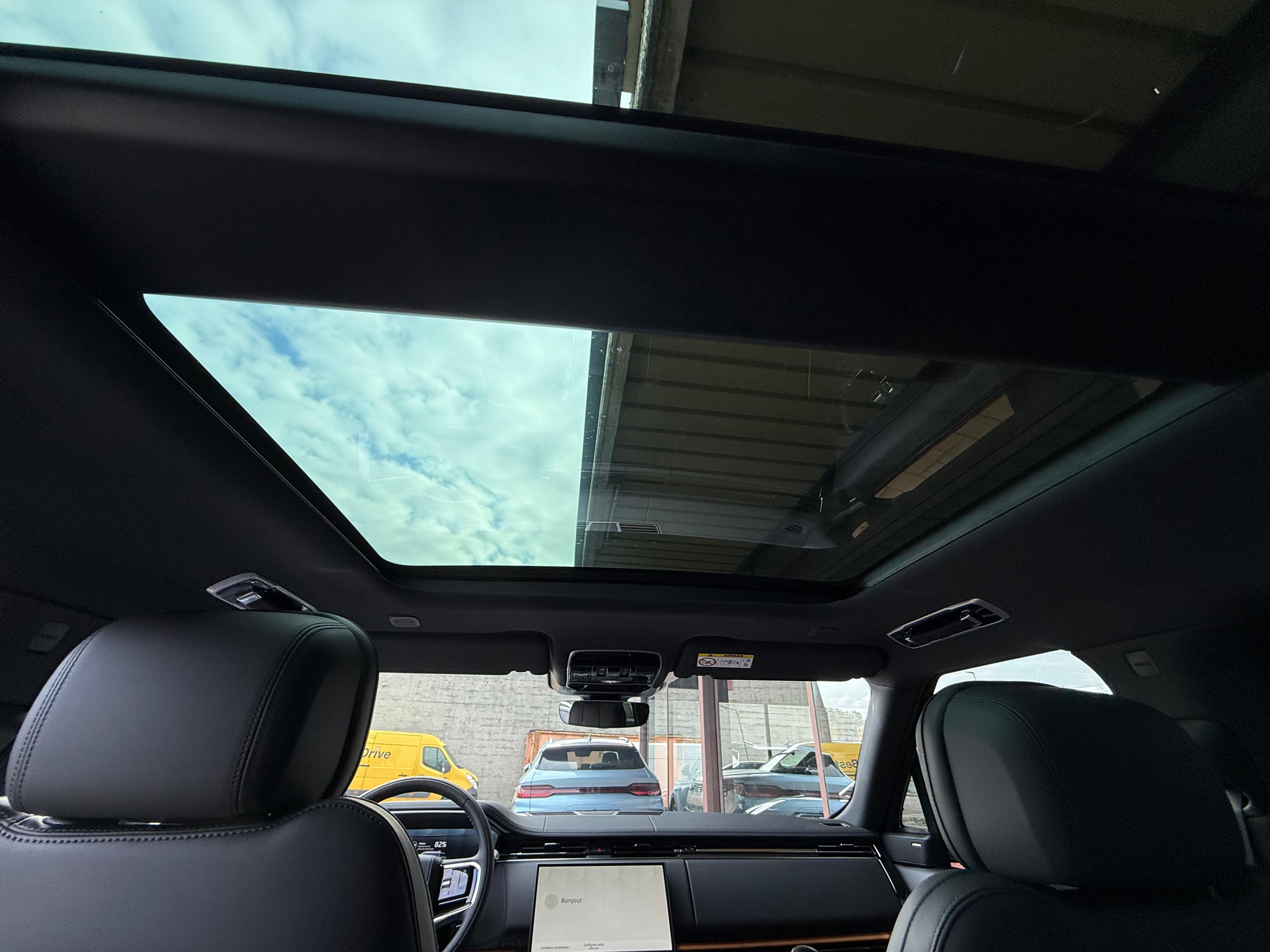 listing desktop thumbnail image 9