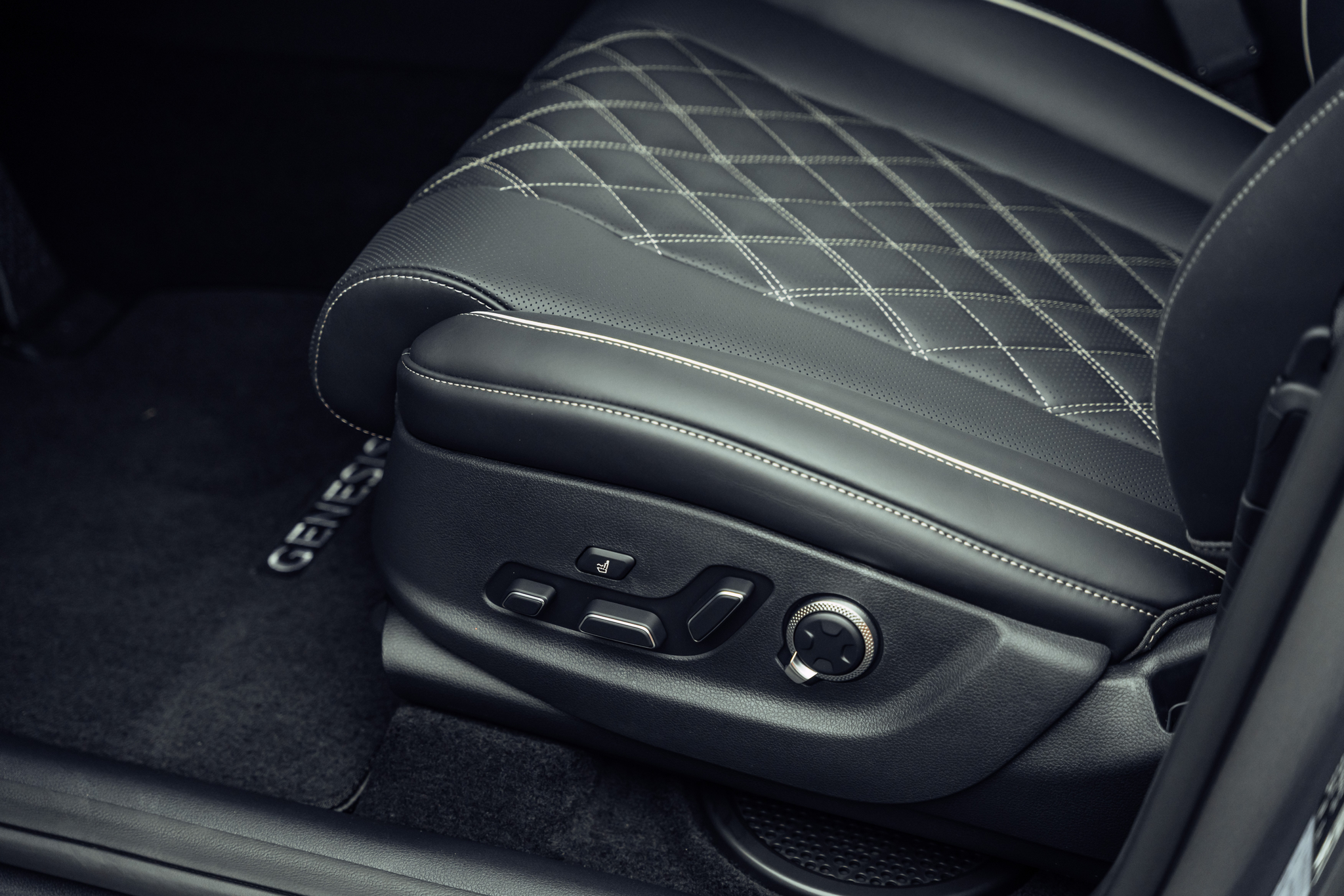 listing desktop thumbnail image 16