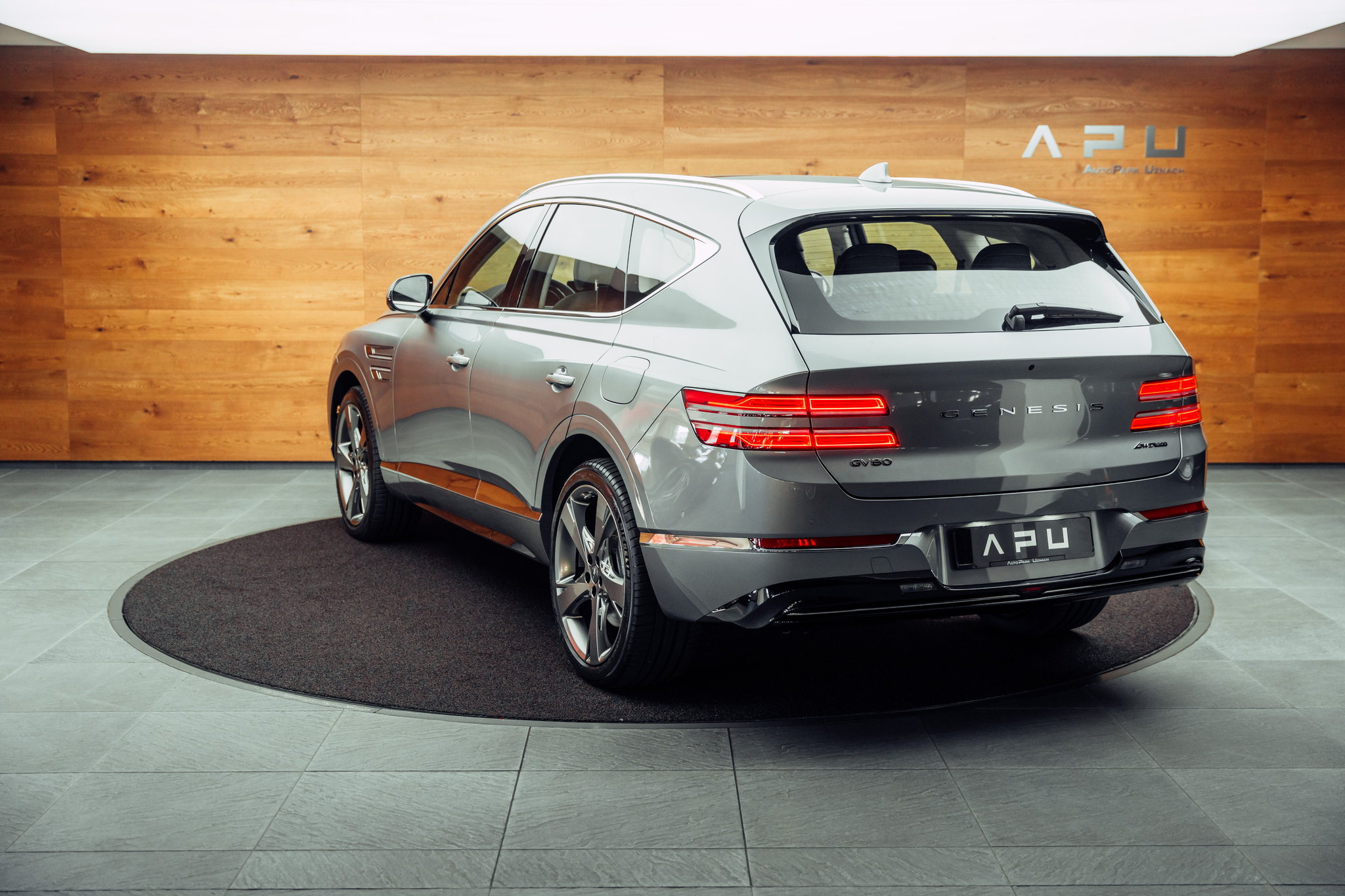 listing desktop thumbnail image 2