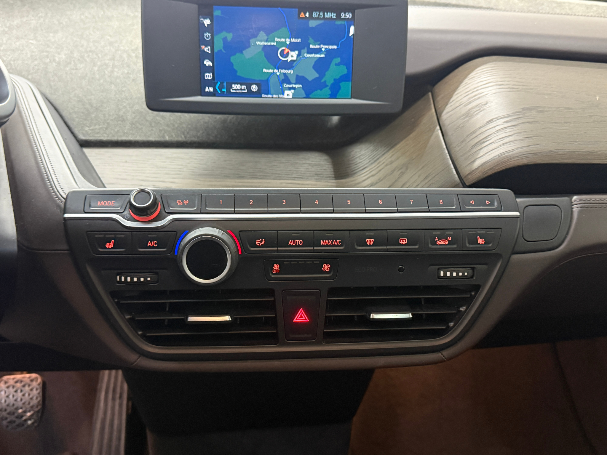 listing desktop thumbnail image 13