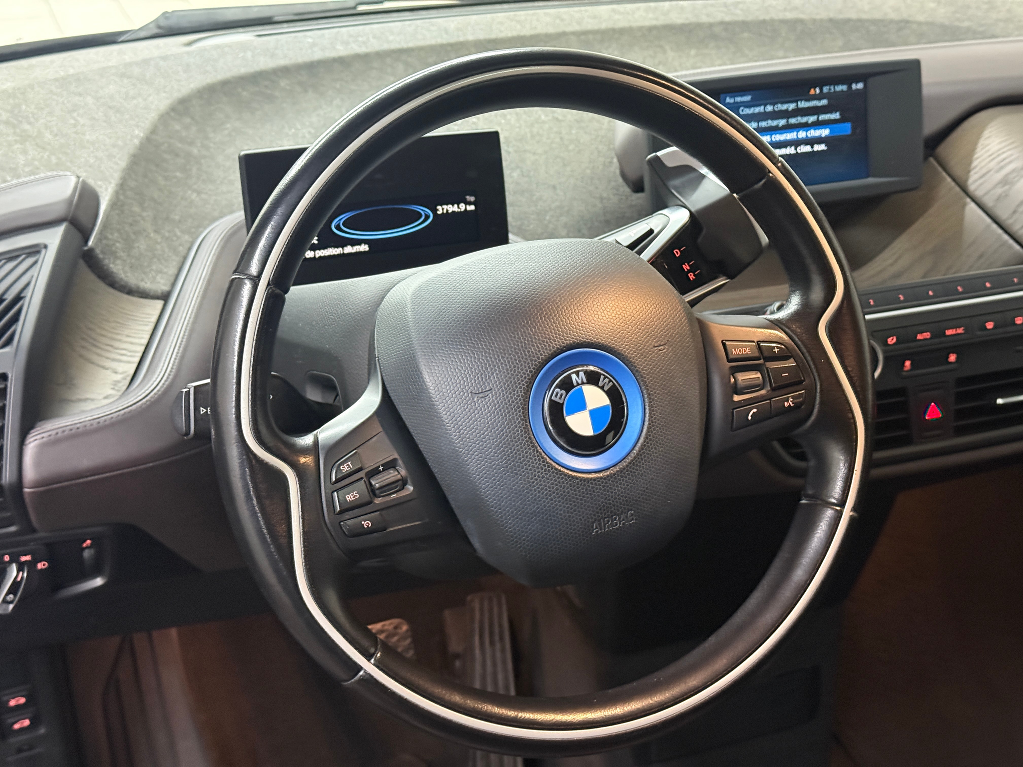 listing desktop thumbnail image 8