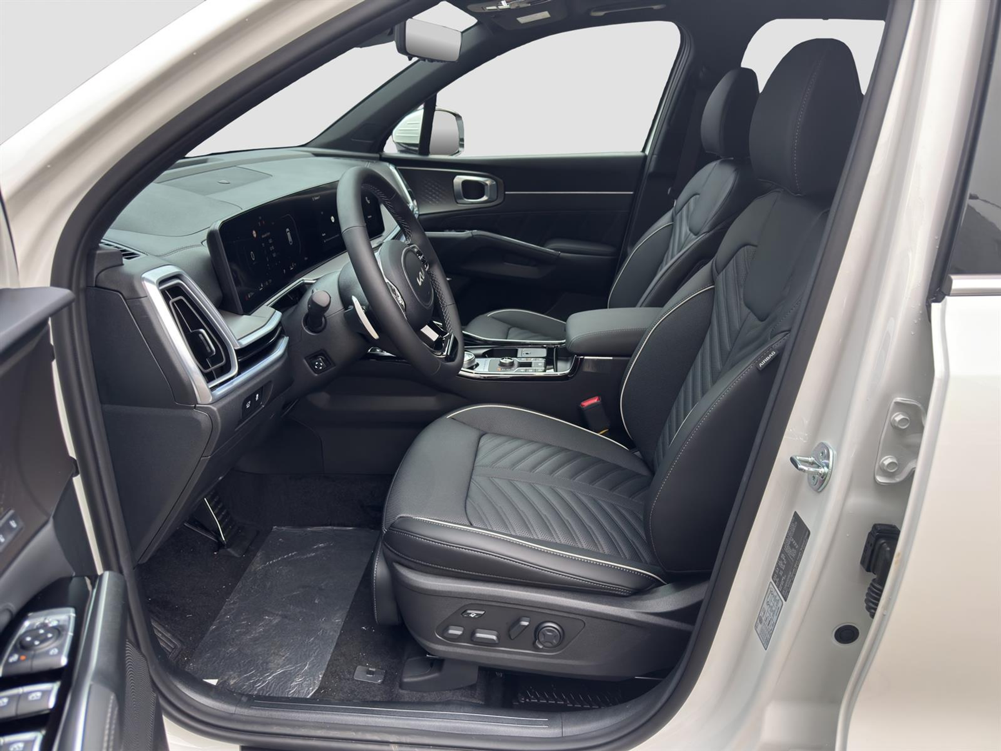 listing desktop thumbnail image 6