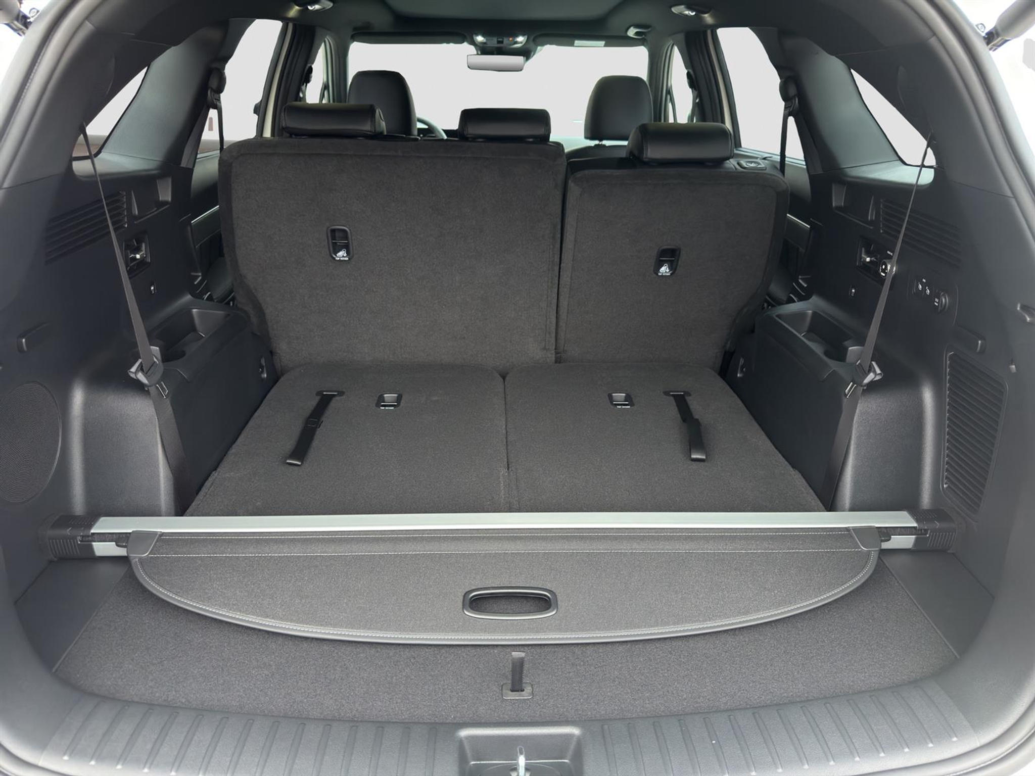 listing desktop thumbnail image 4