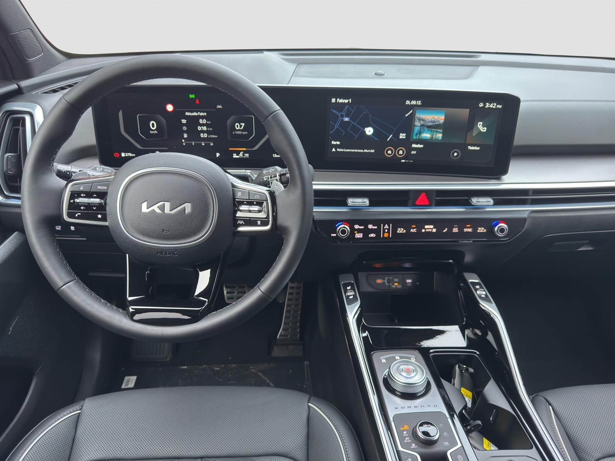 listing desktop thumbnail image 8