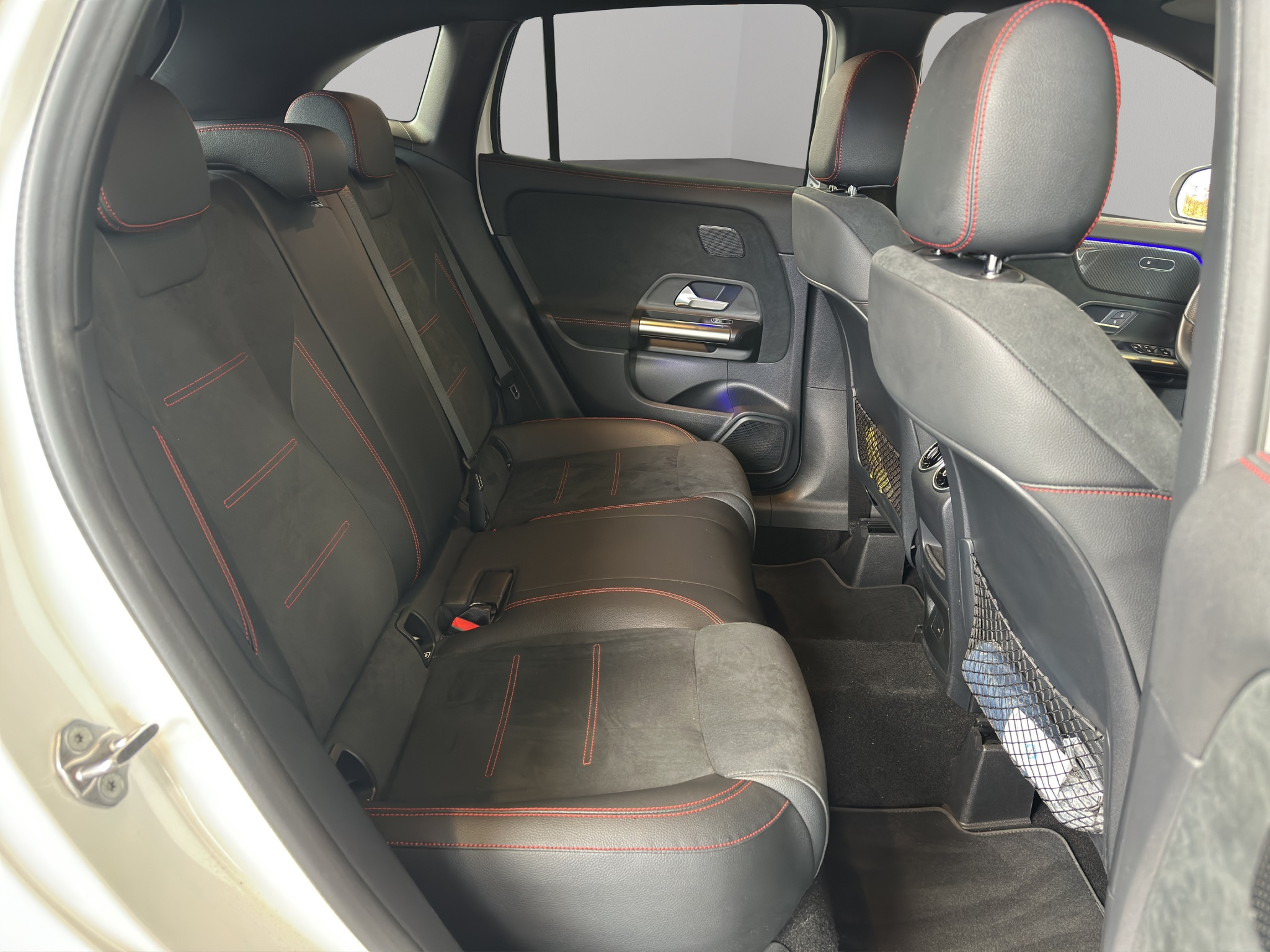 listing desktop thumbnail image 10