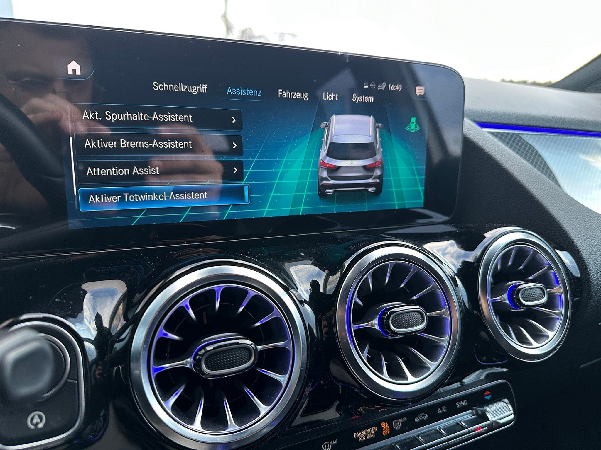 listing desktop thumbnail image 14