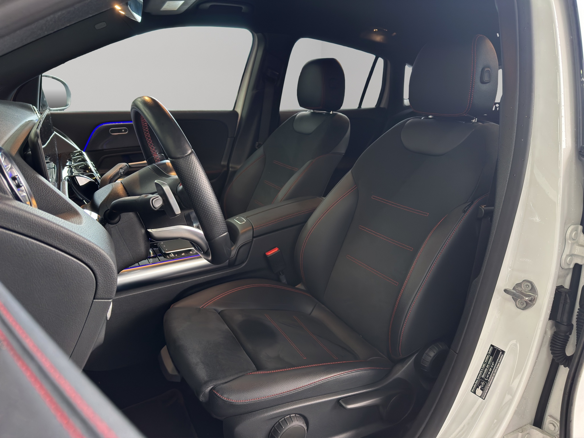 listing desktop thumbnail image 8