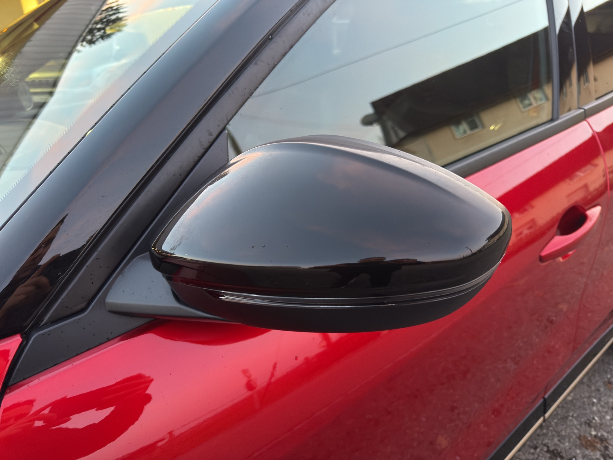 listing desktop thumbnail image 21