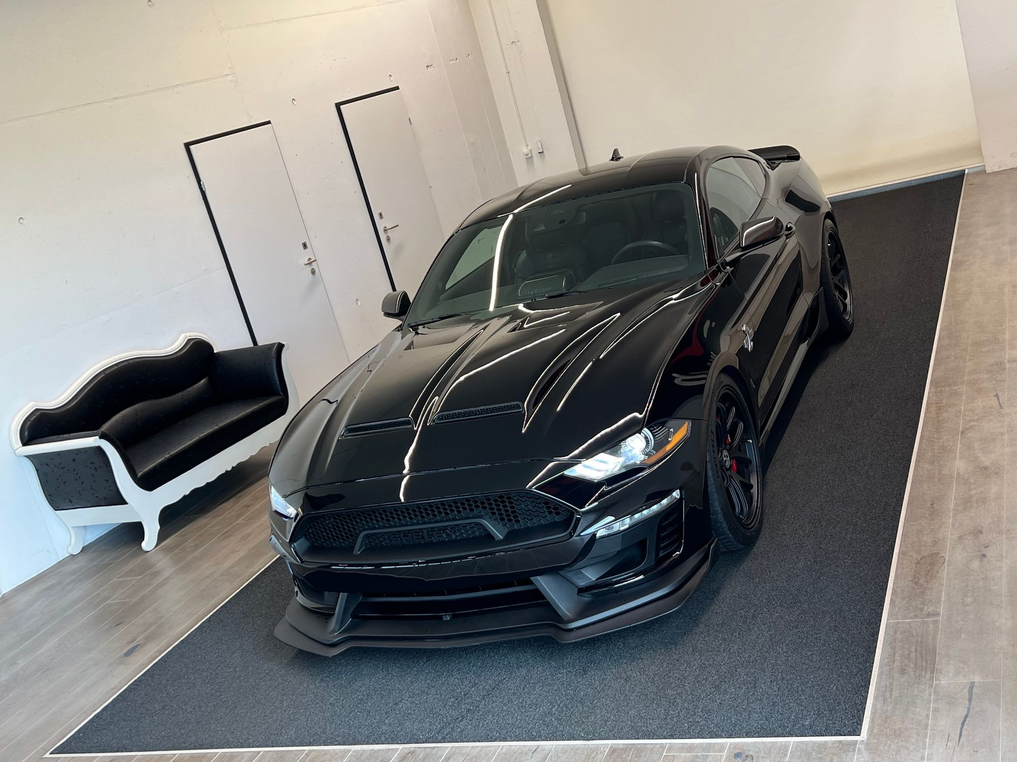 listing desktop thumbnail image 3