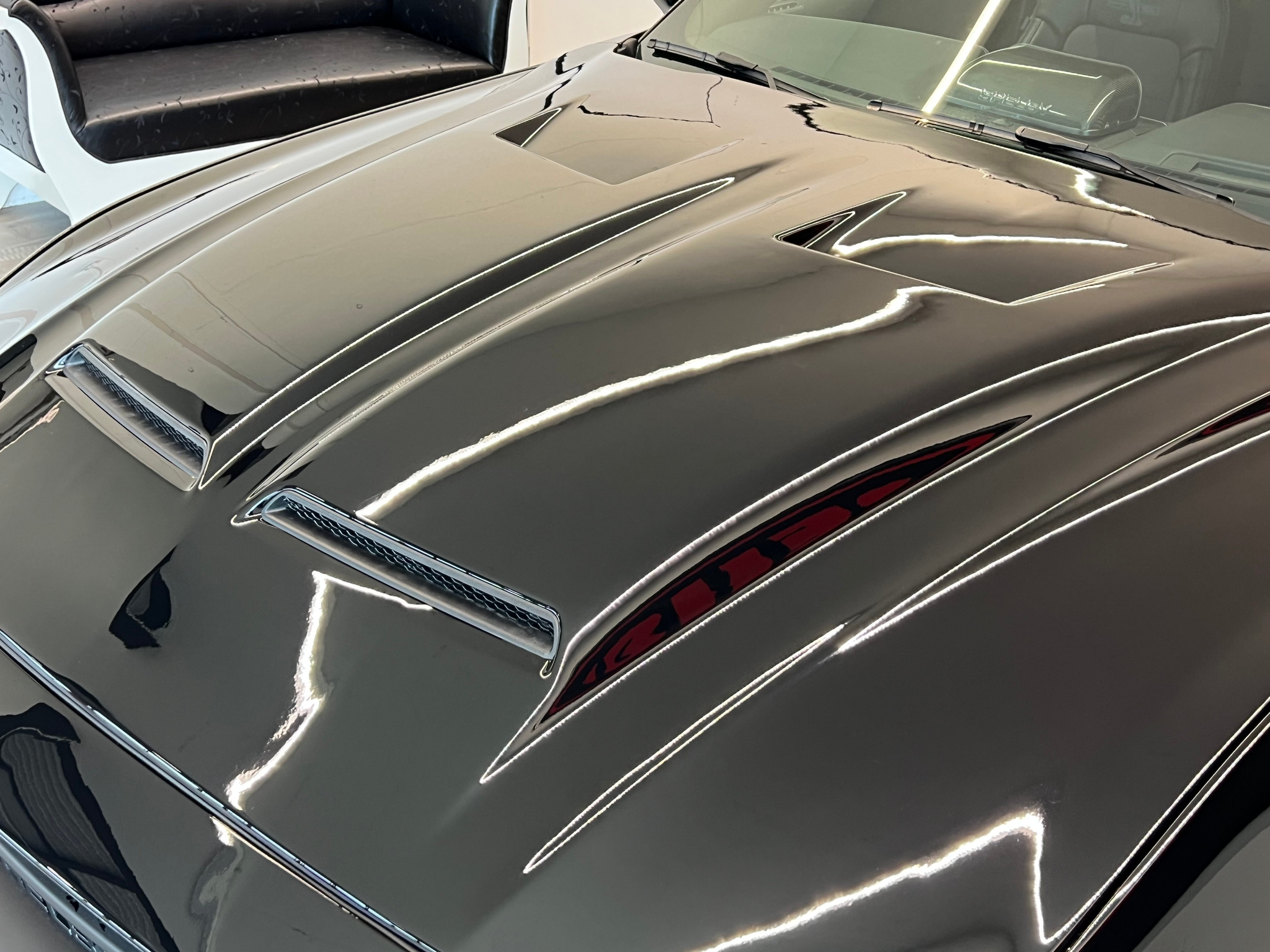 listing desktop thumbnail image 4